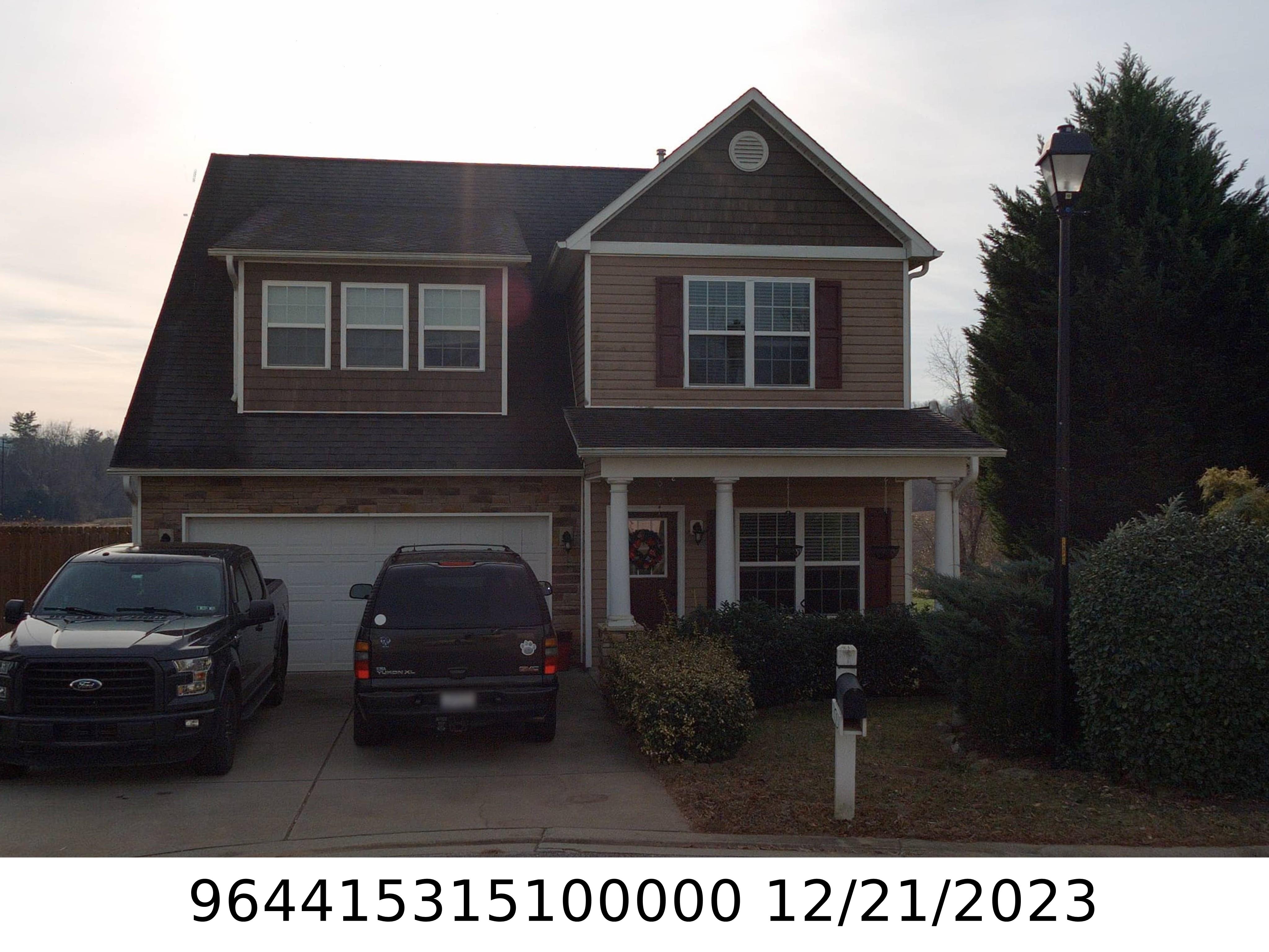 A picture of the property located at 7 MAXIM CT, ARDEN NC 28704.