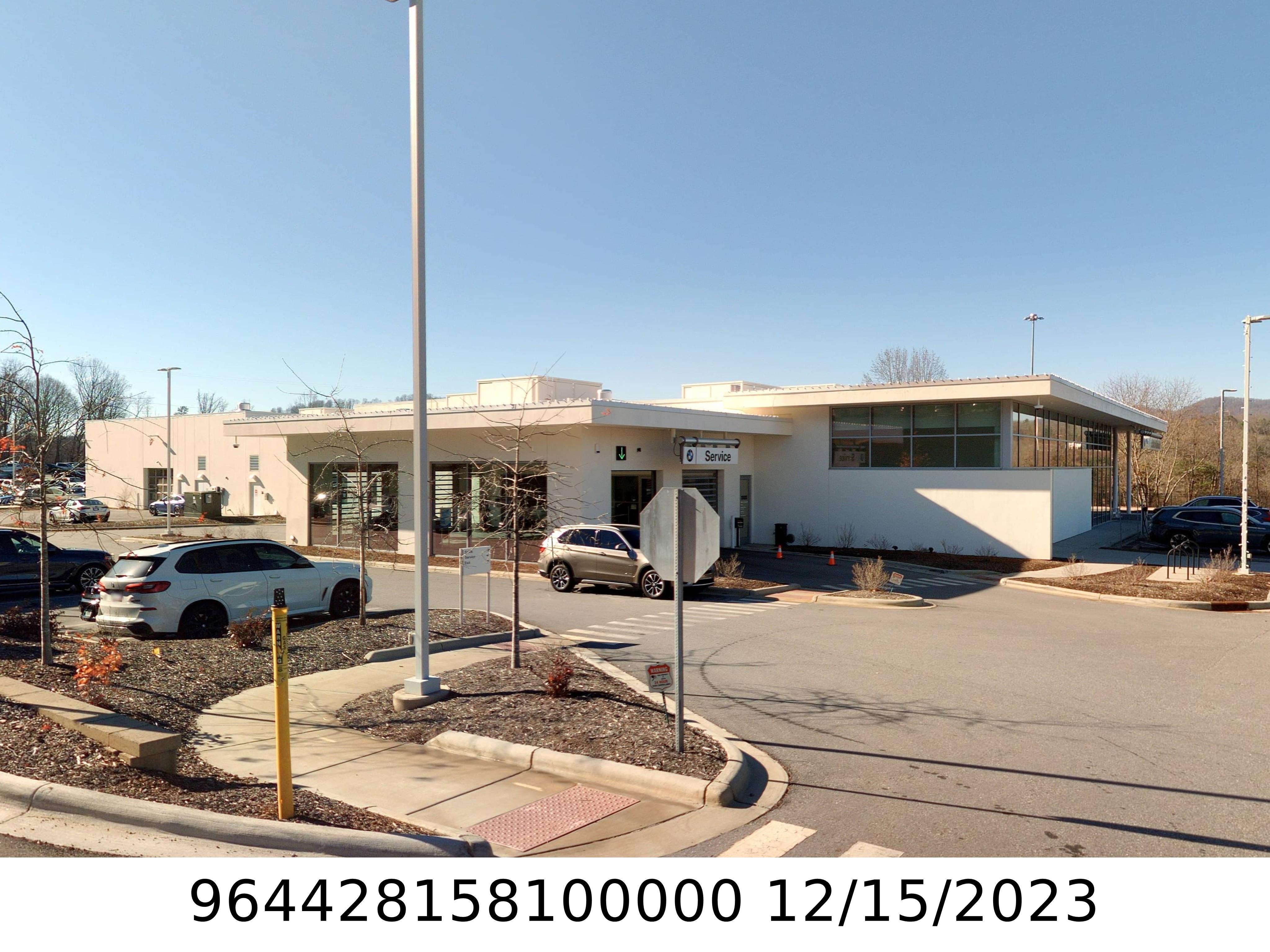 A picture of the property located at 31 SKYLAND INN DR, ARDEN NC 28704.