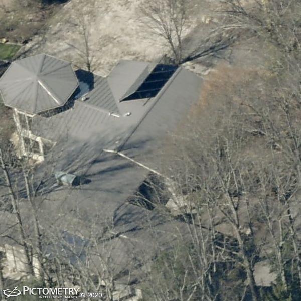 A picture of the property located at 10 C P & L DR, ARDEN NC 28704.