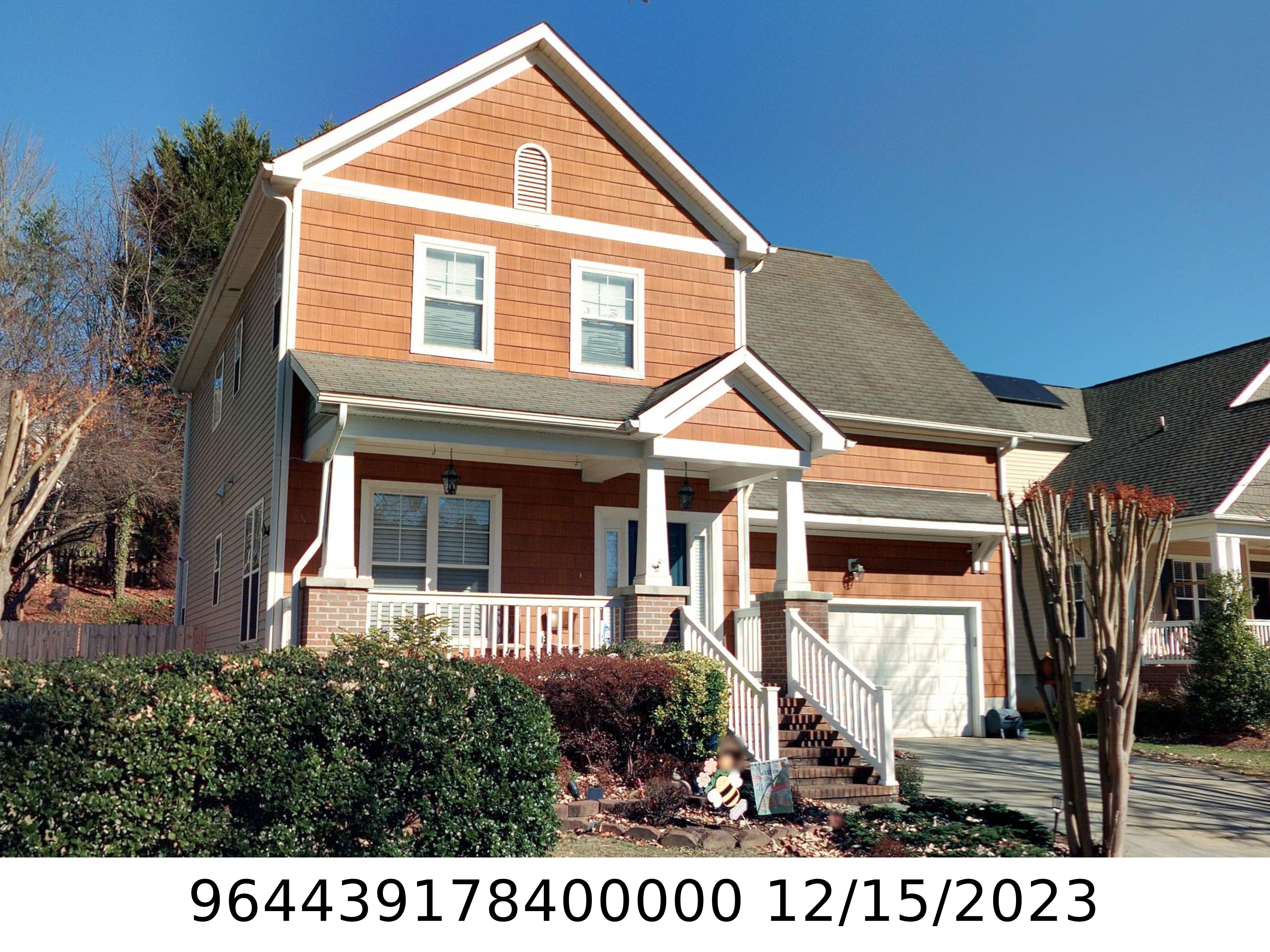 A picture of the property located at 1335 HEATHBROOK CIR, ASHEVILLE NC 28803.