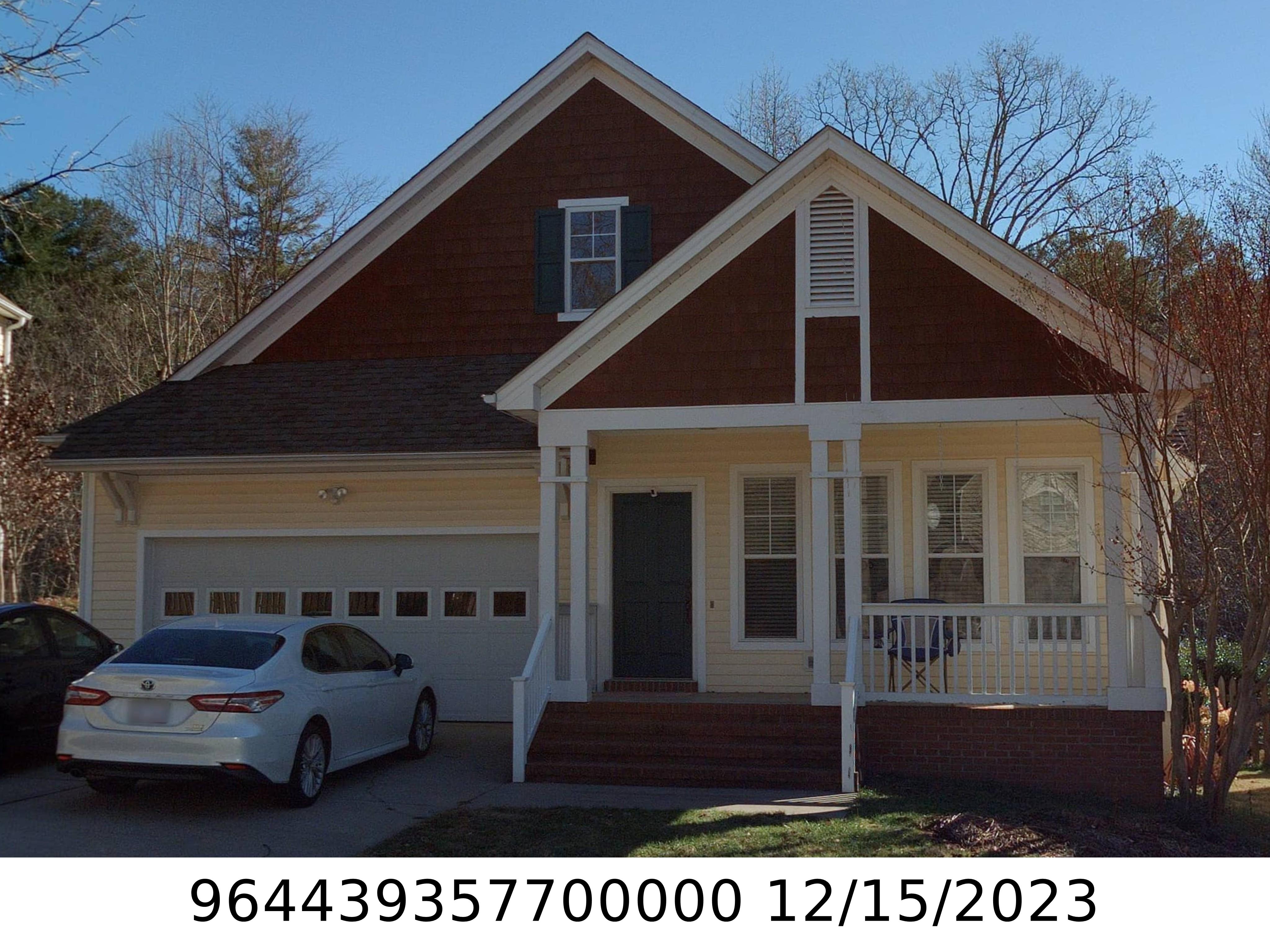 A picture of the property located at 1326 HEATHBROOK CIR, ASHEVILLE NC 28803.