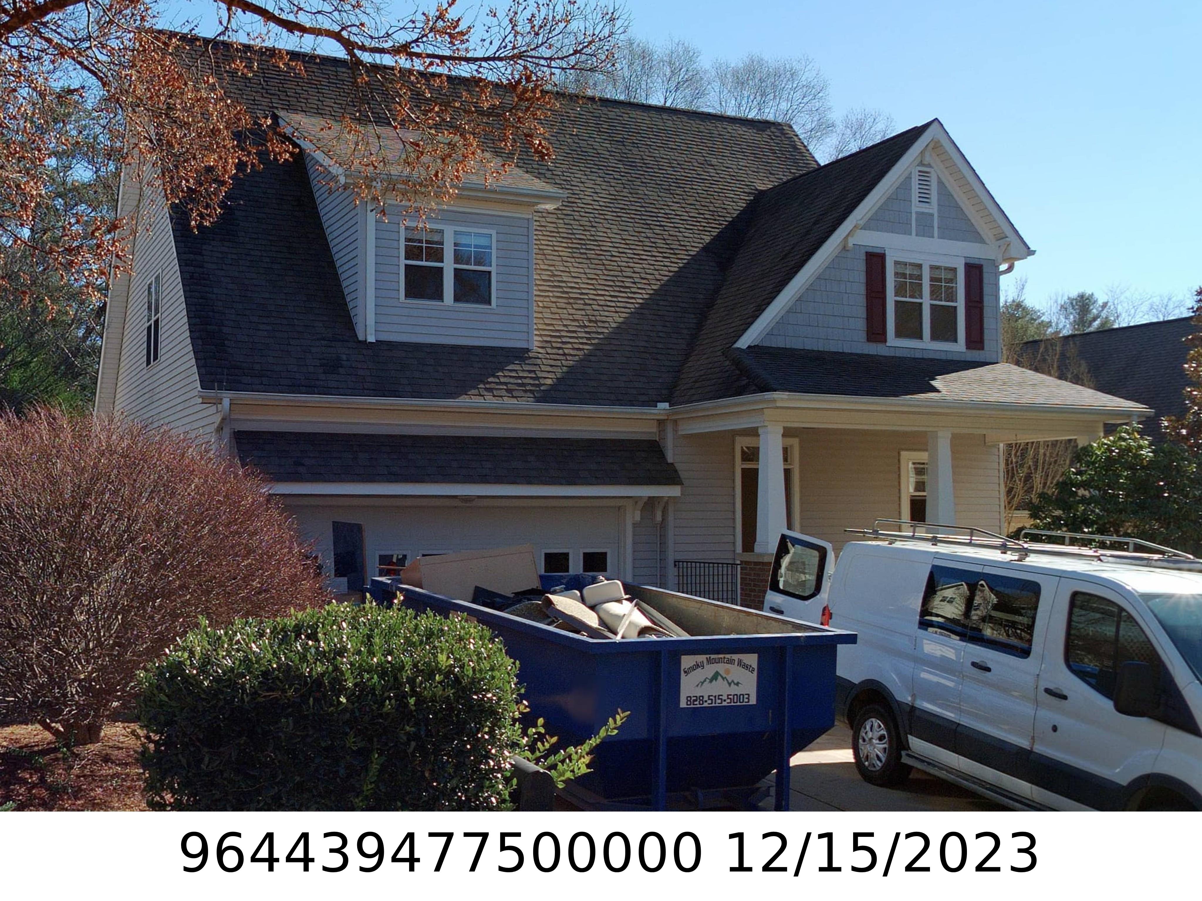 A picture of the property located at 1320 HEATHBROOK CIR, ASHEVILLE NC 28803.