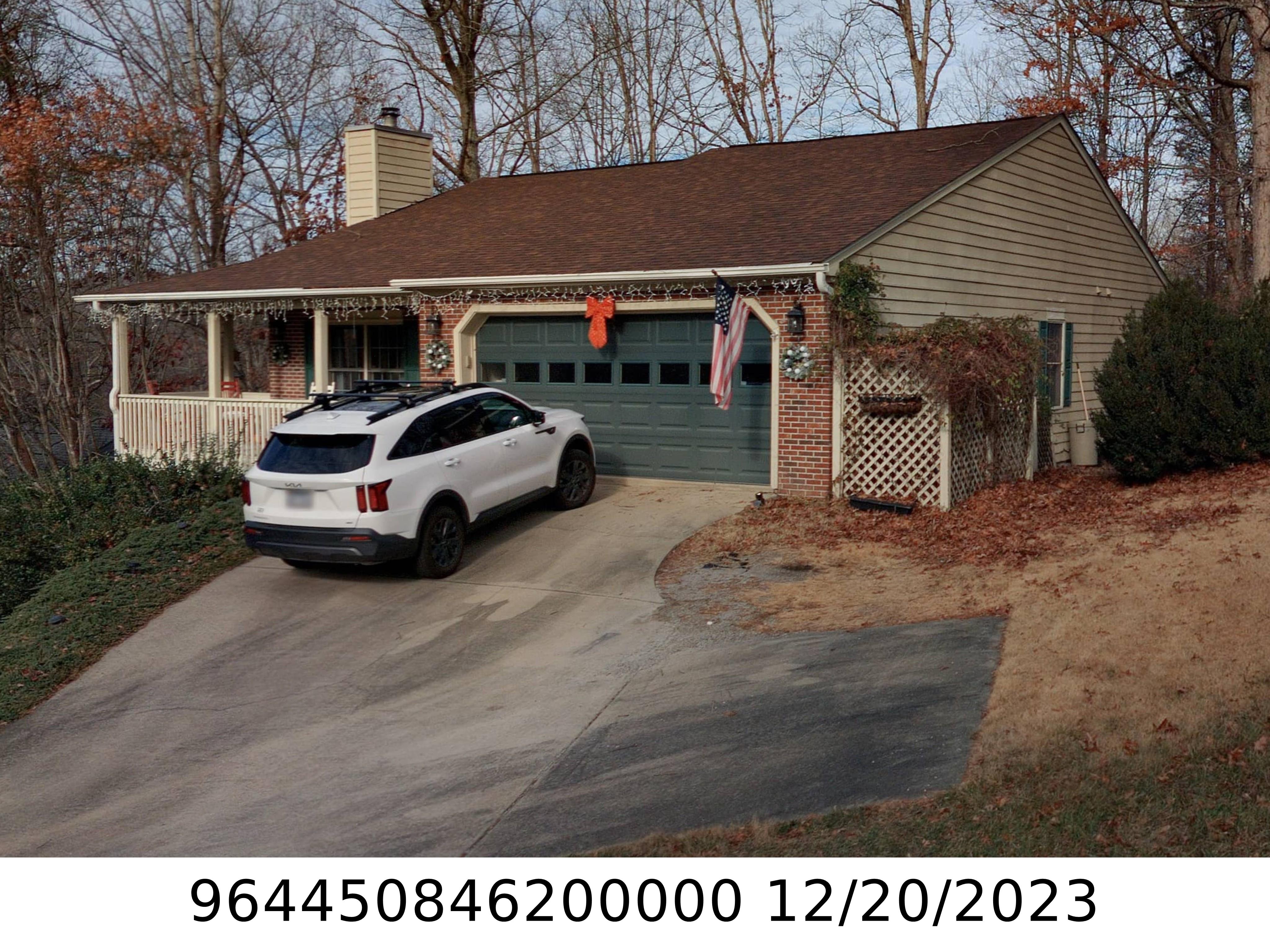 A picture of the property located at 19 FOXBERRY DR, ARDEN NC 28704.
