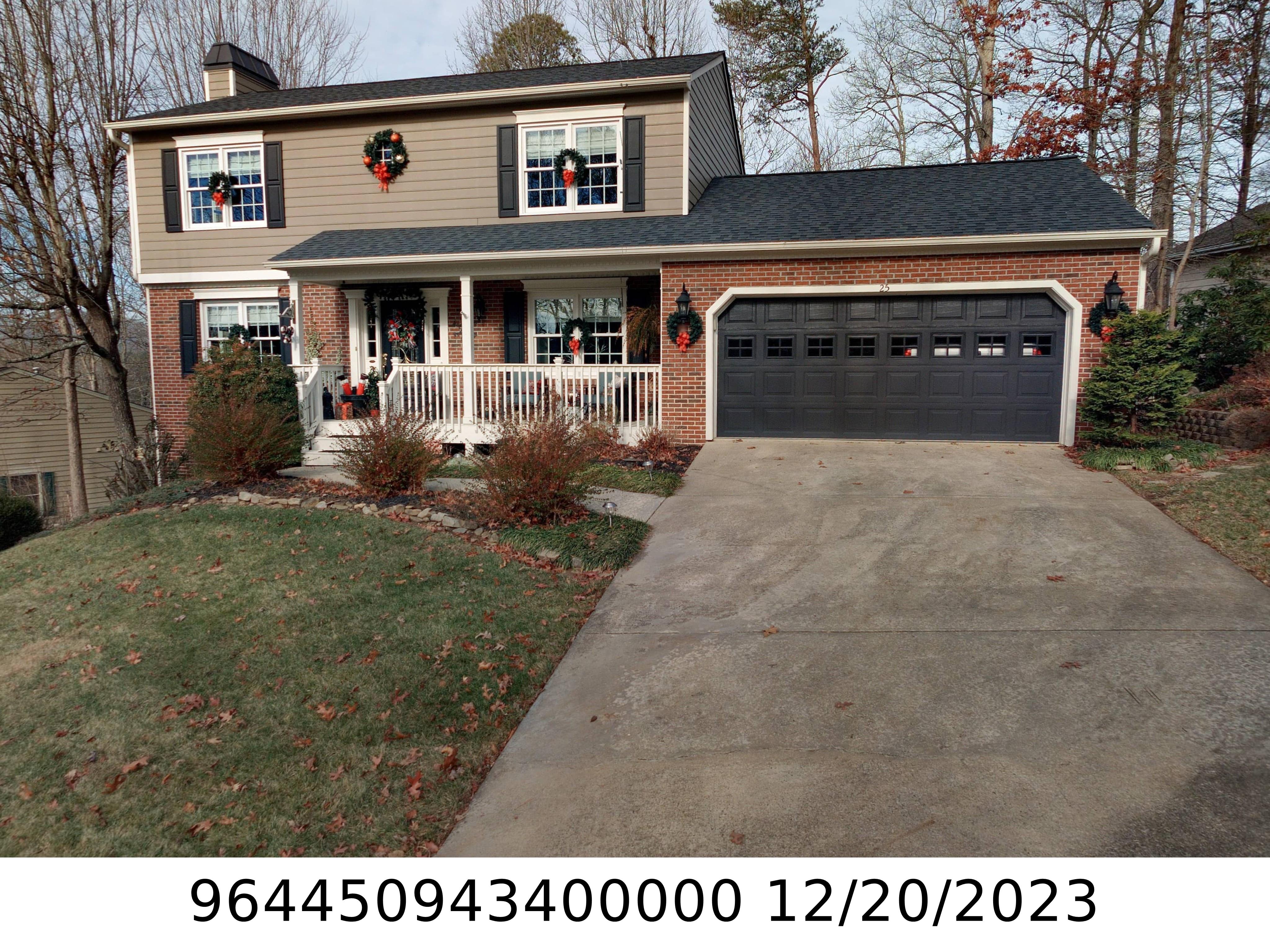 A picture of the property located at 25 FOXBERRY DR, ARDEN NC 28704.