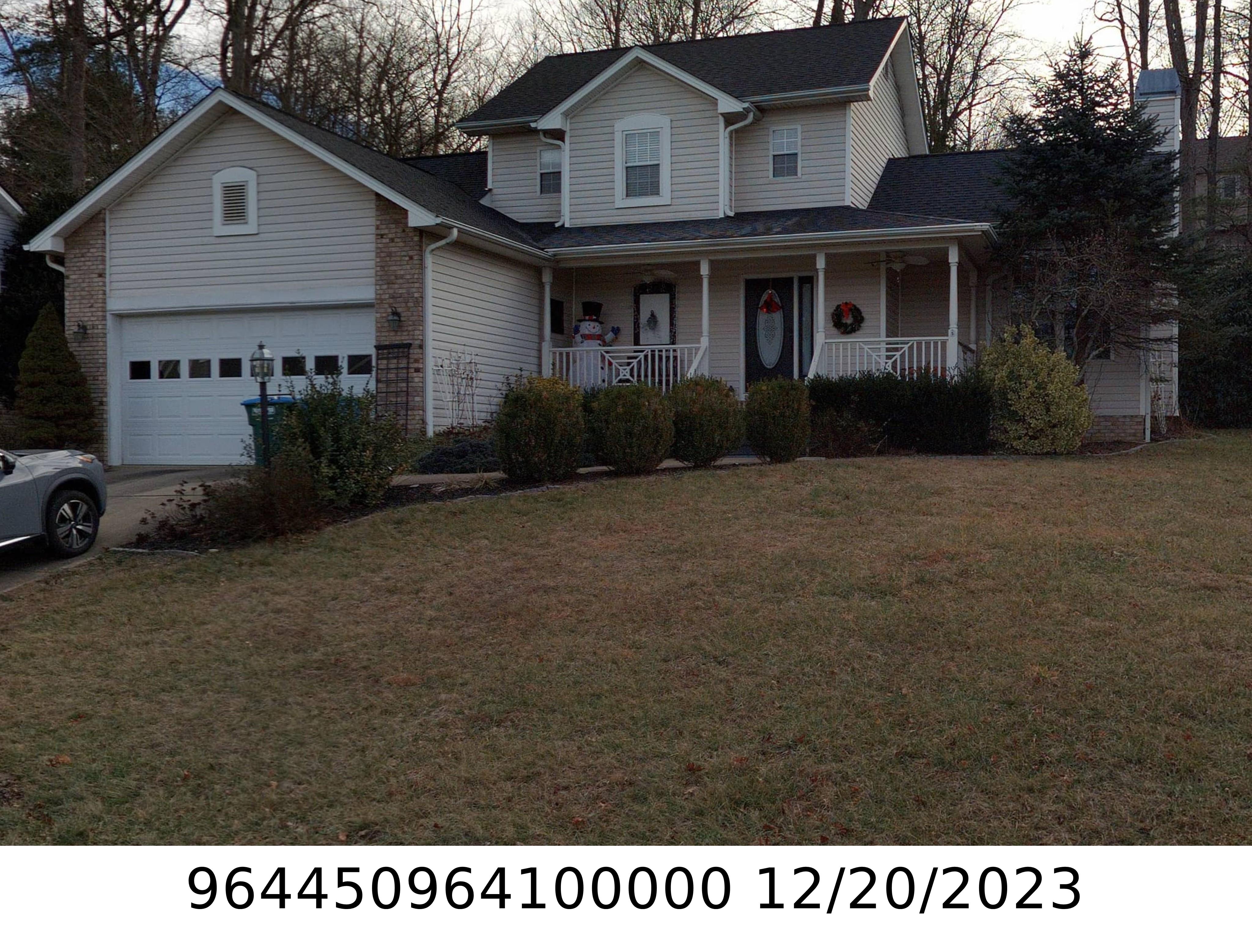 A picture of the property located at 54 WINDING OAK DR, ARDEN NC 28704.