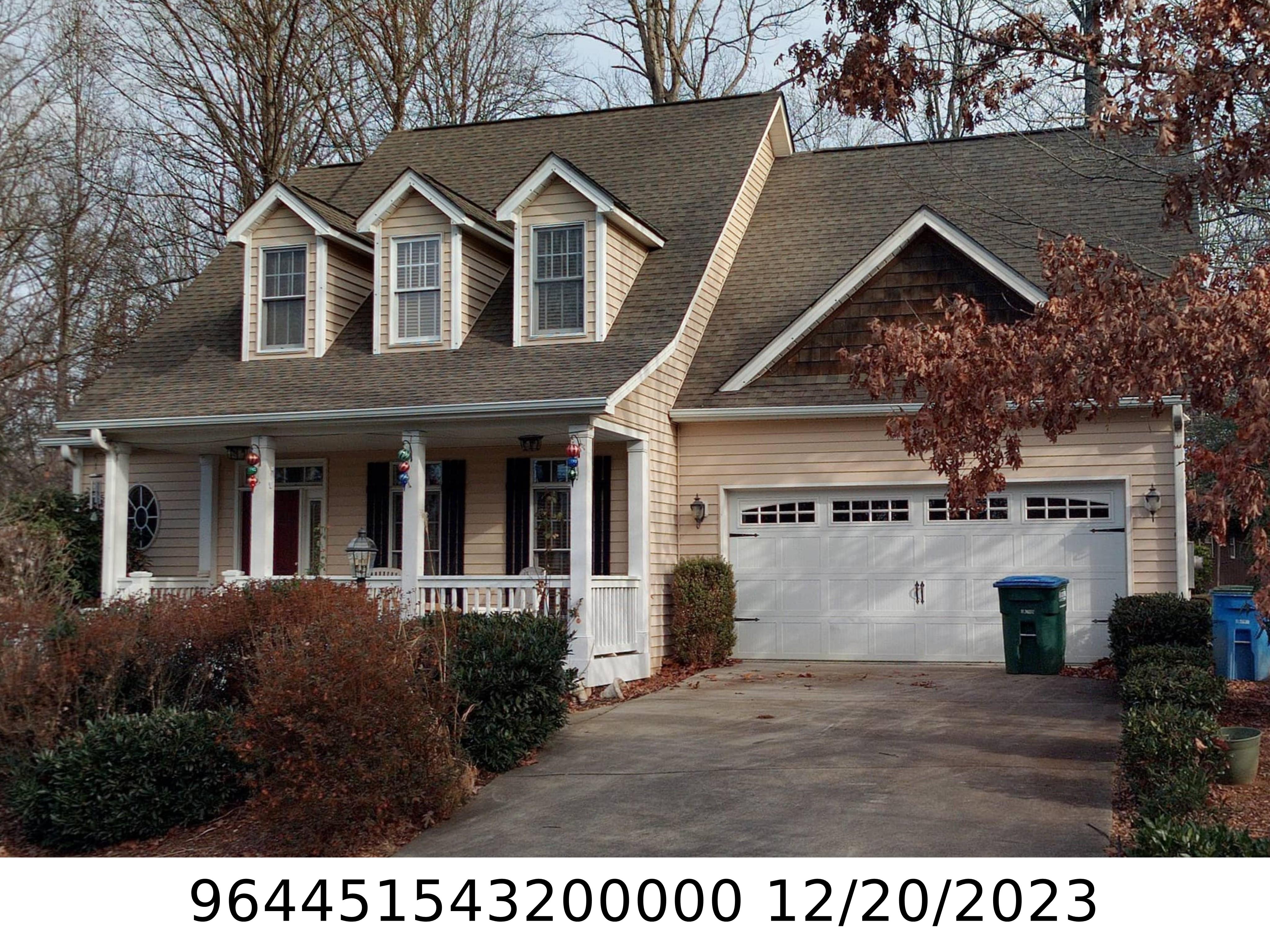 A picture of the property located at 6 WINDING OAK DR, ARDEN NC 28704.