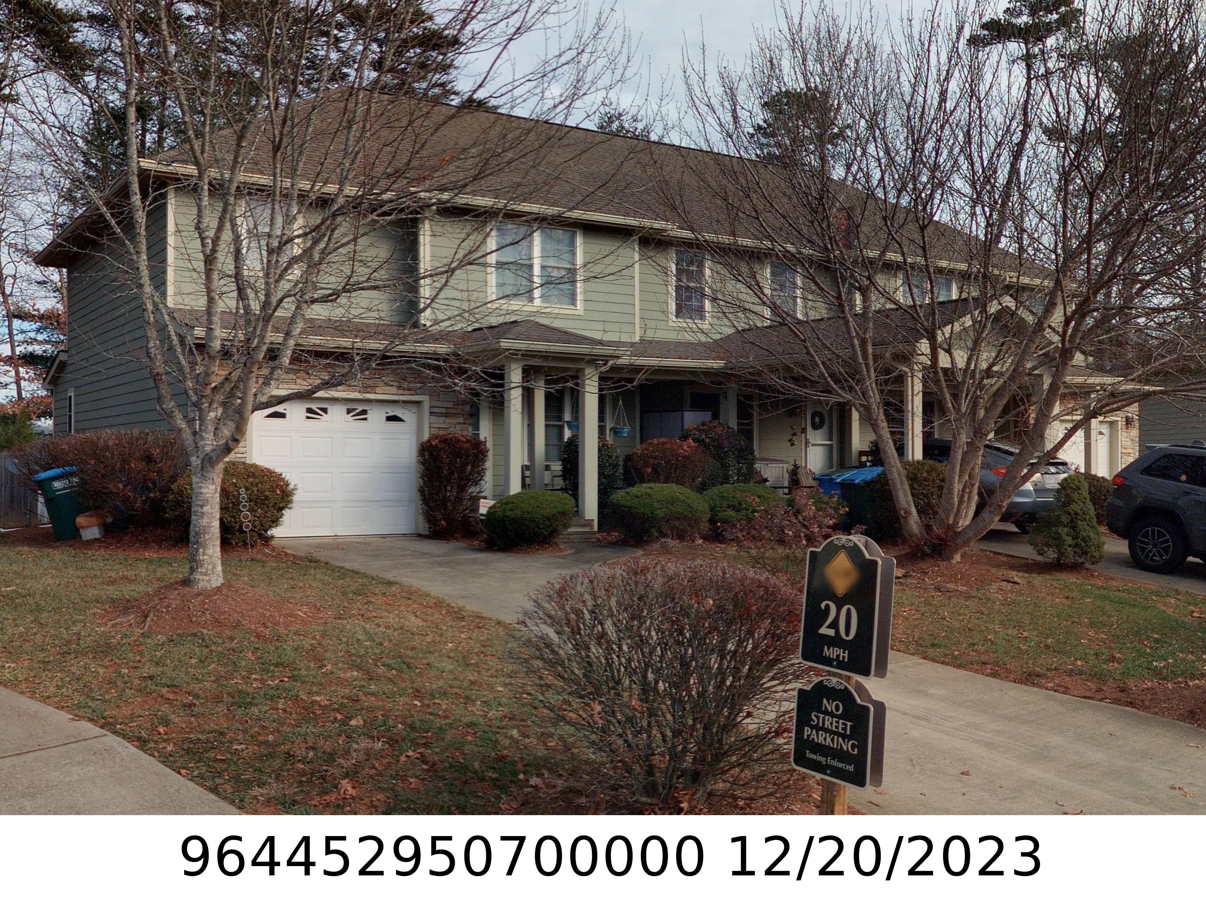 A picture of the property located at 27 ABERDEEN DR, ARDEN NC 28704.