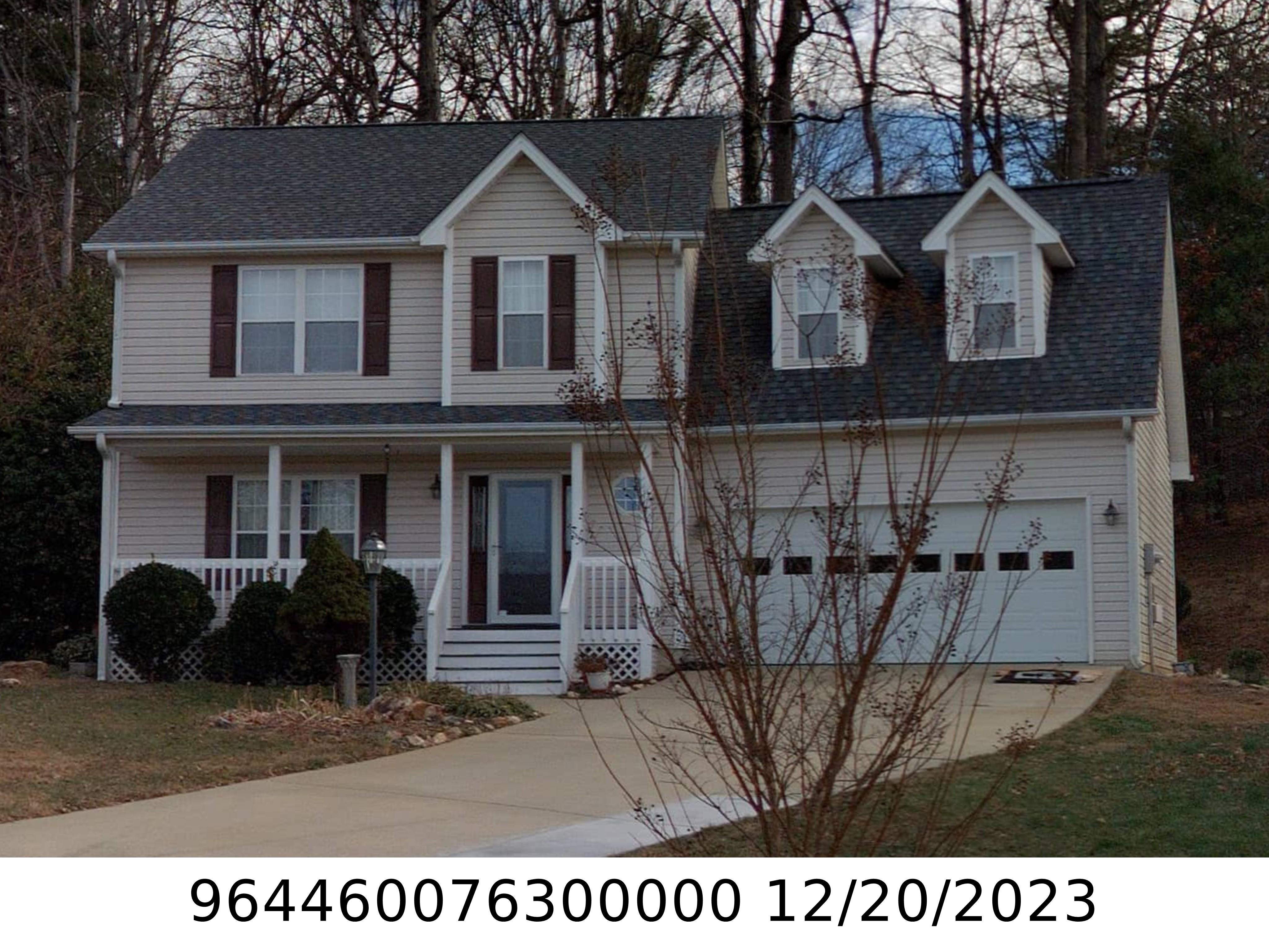 A picture of the property located at 46 WINDING OAK DR, ARDEN NC 28704.