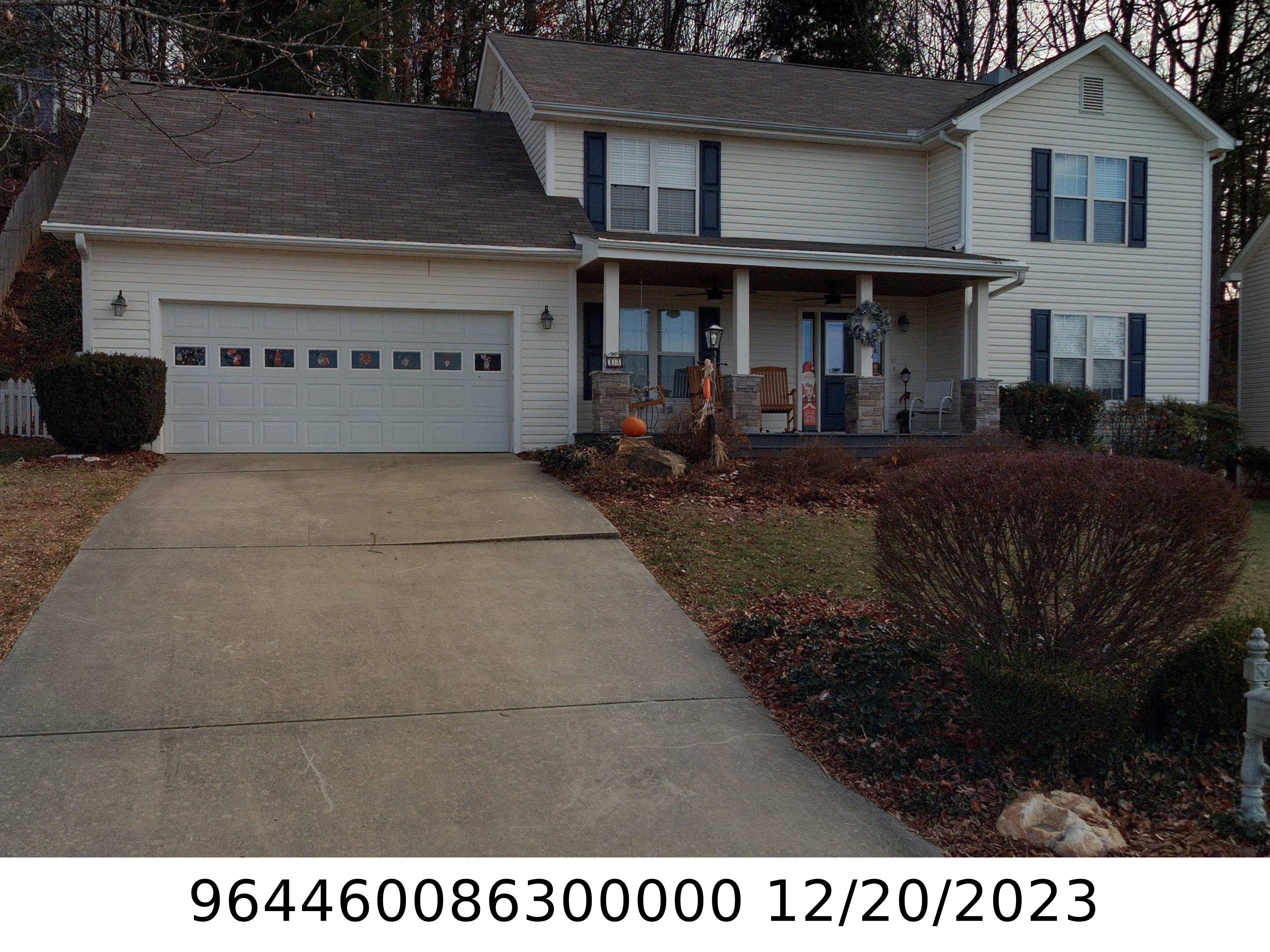 A picture of the property located at 42 WINDING OAK DR, ARDEN NC 28704.
