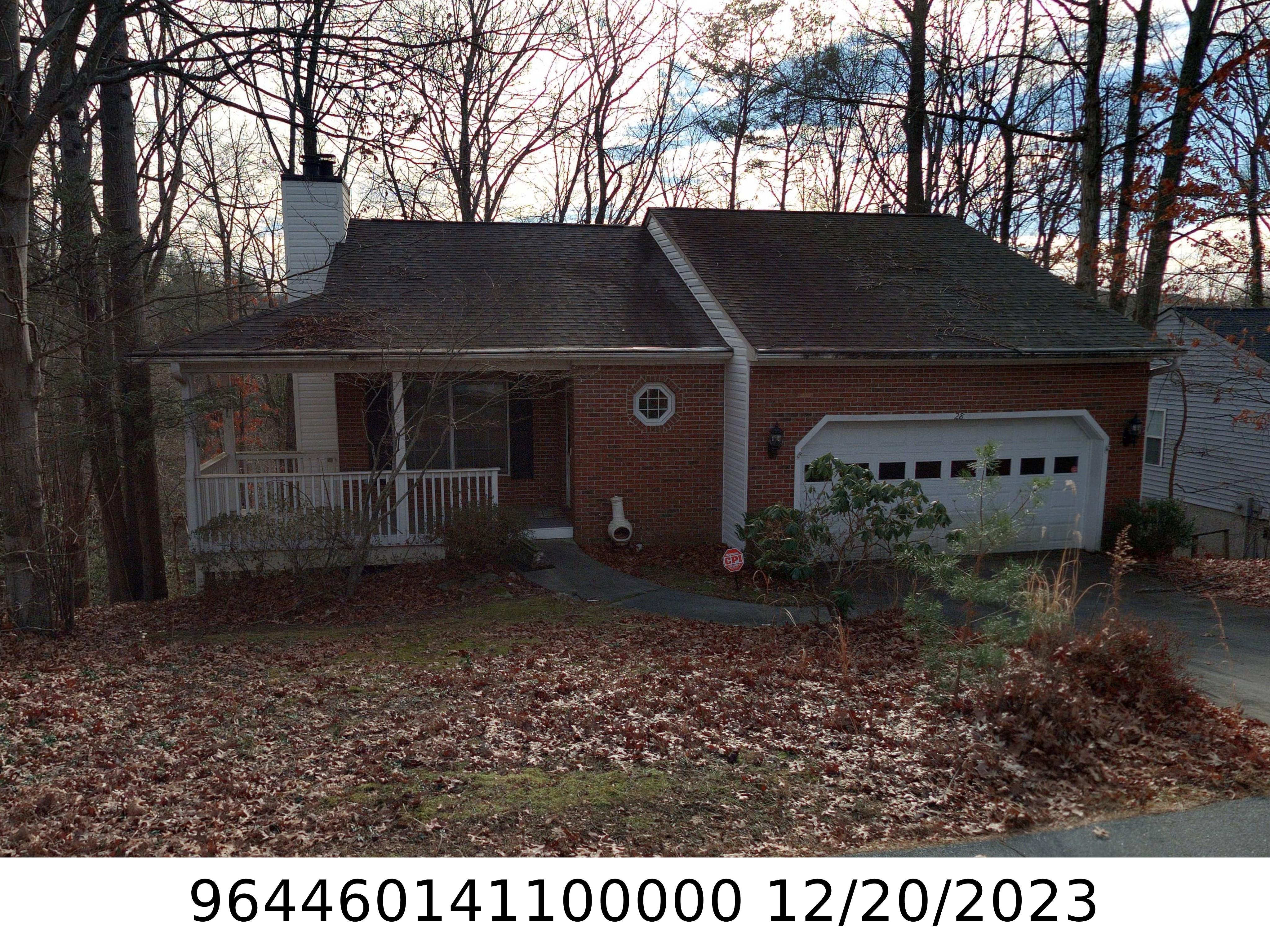 A picture of the property located at 28 FOXBERRY DR, ARDEN NC 28704.