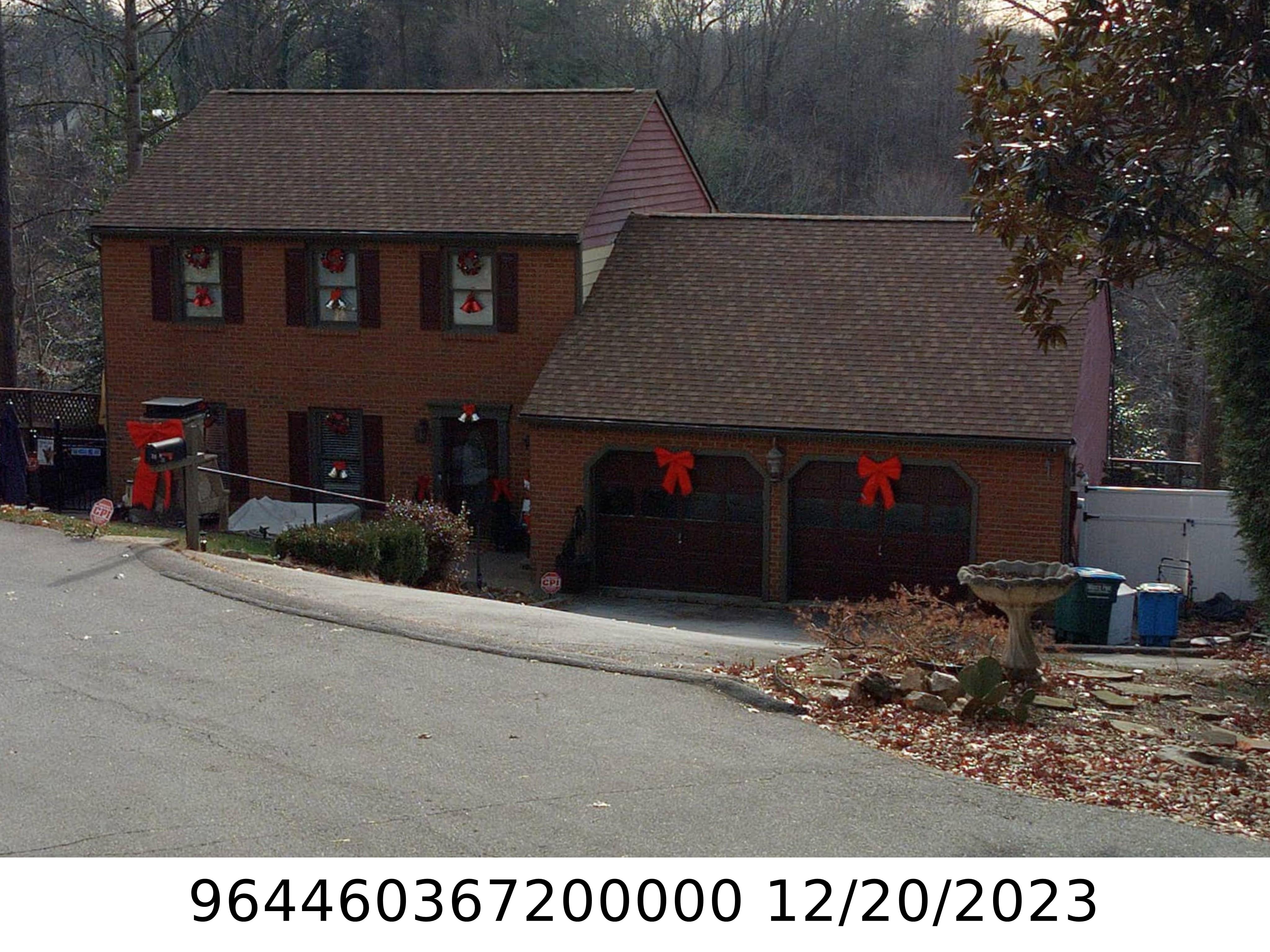 A picture of the property located at 38 FOXBERRY DR, ARDEN NC 28704.