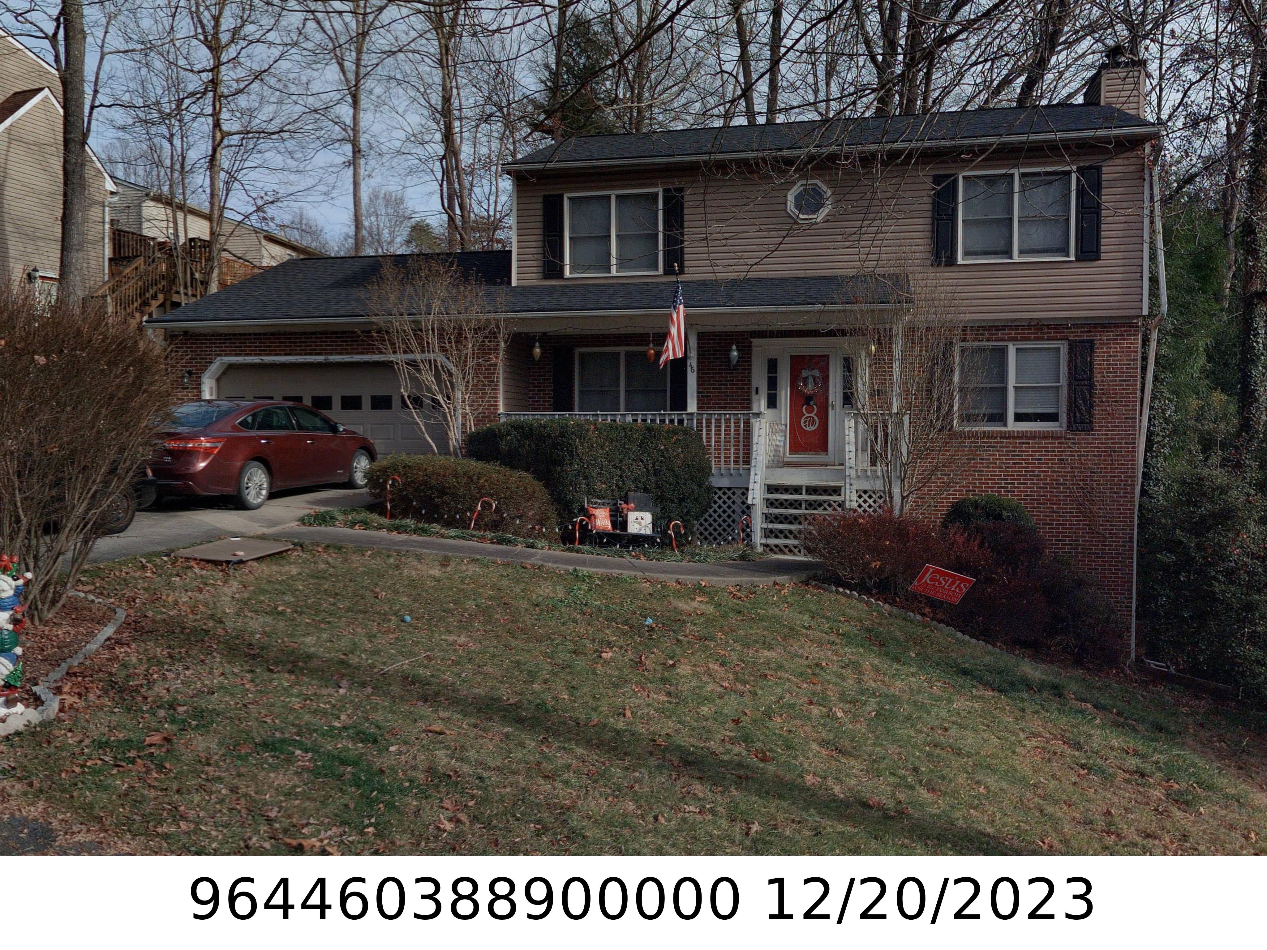 A picture of the property located at 46 FOXBERRY DR, ARDEN NC 28704.