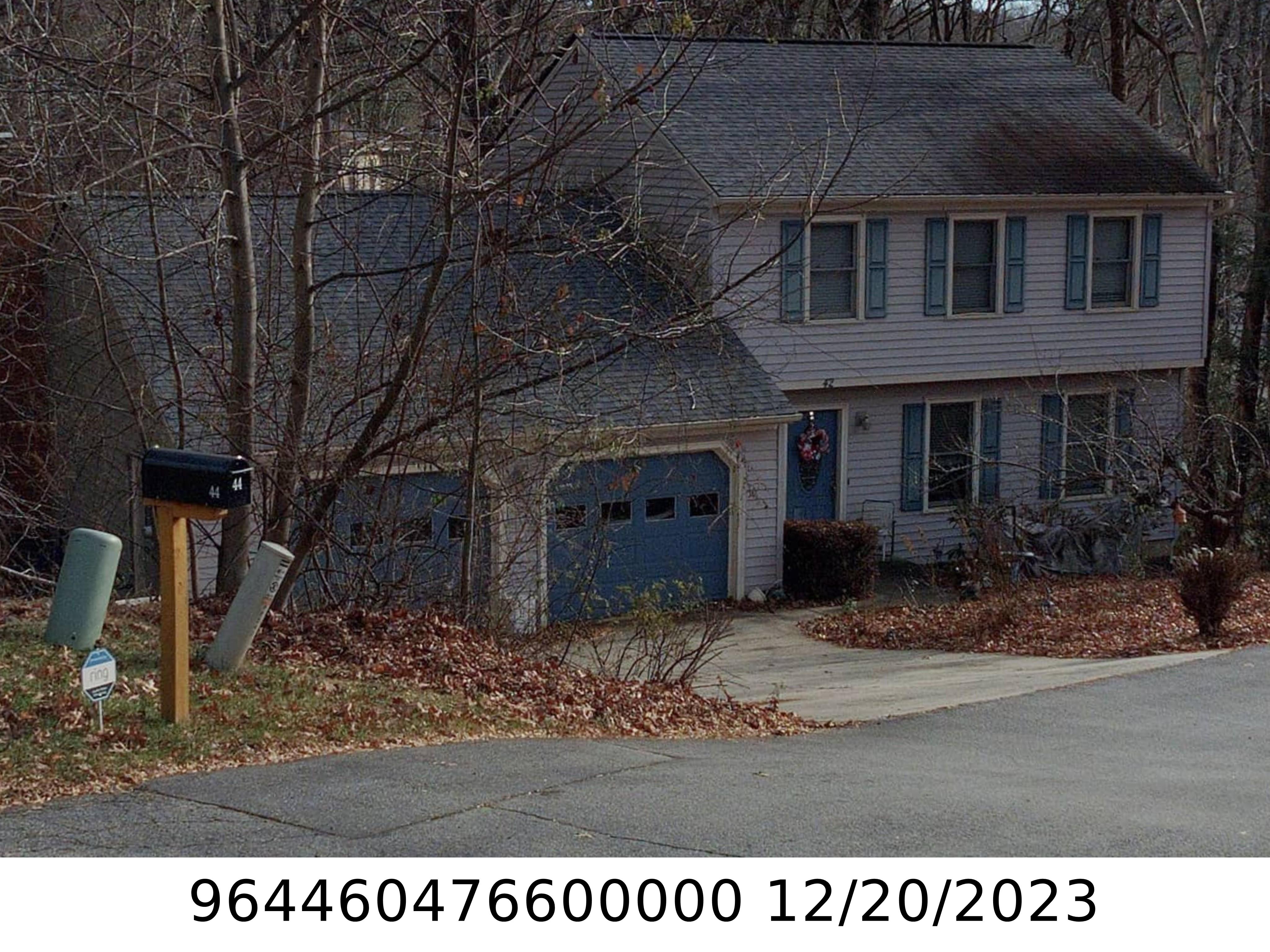 A picture of the property located at 42 FOXBERRY DR, ARDEN NC 28704.