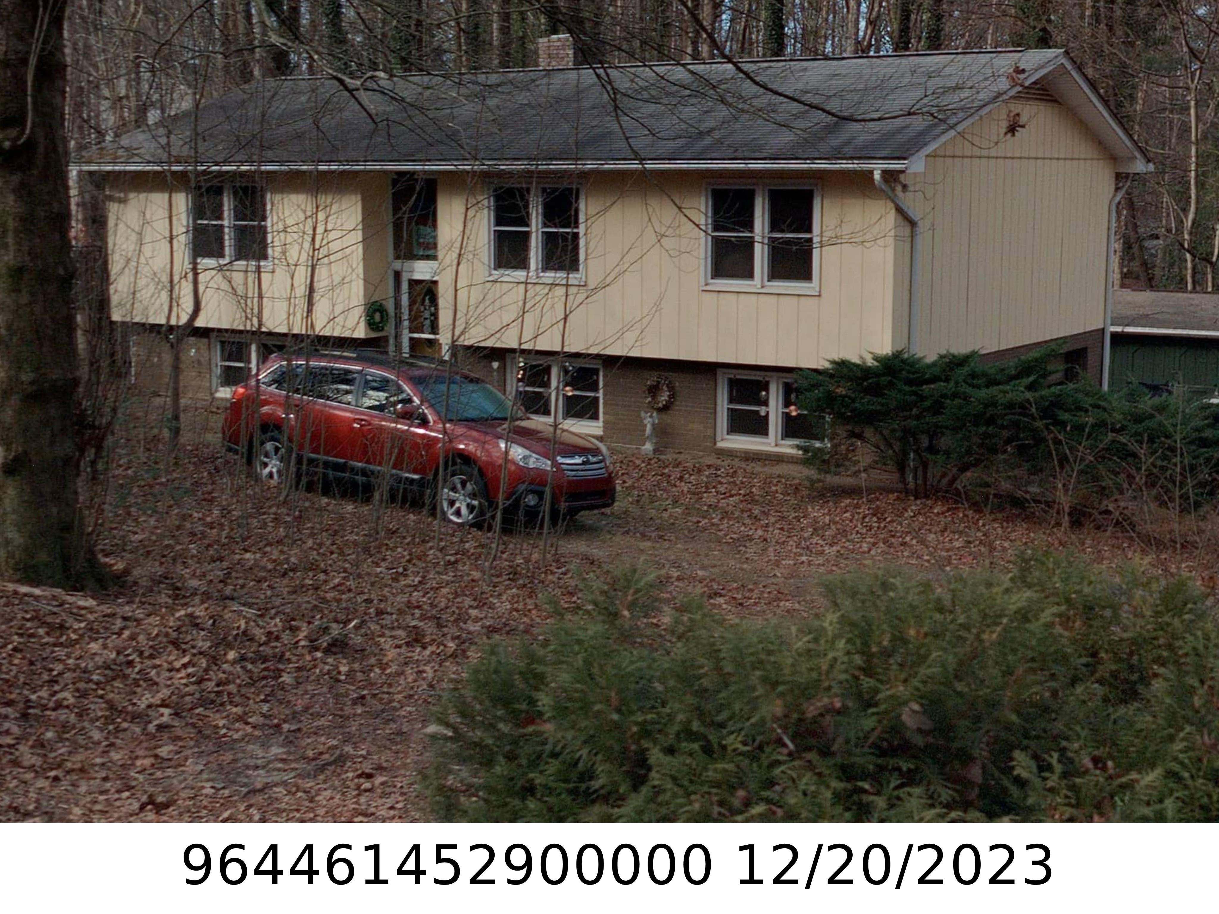A picture of the property located at 30 SPRING HILL CIR, ARDEN NC 28704.