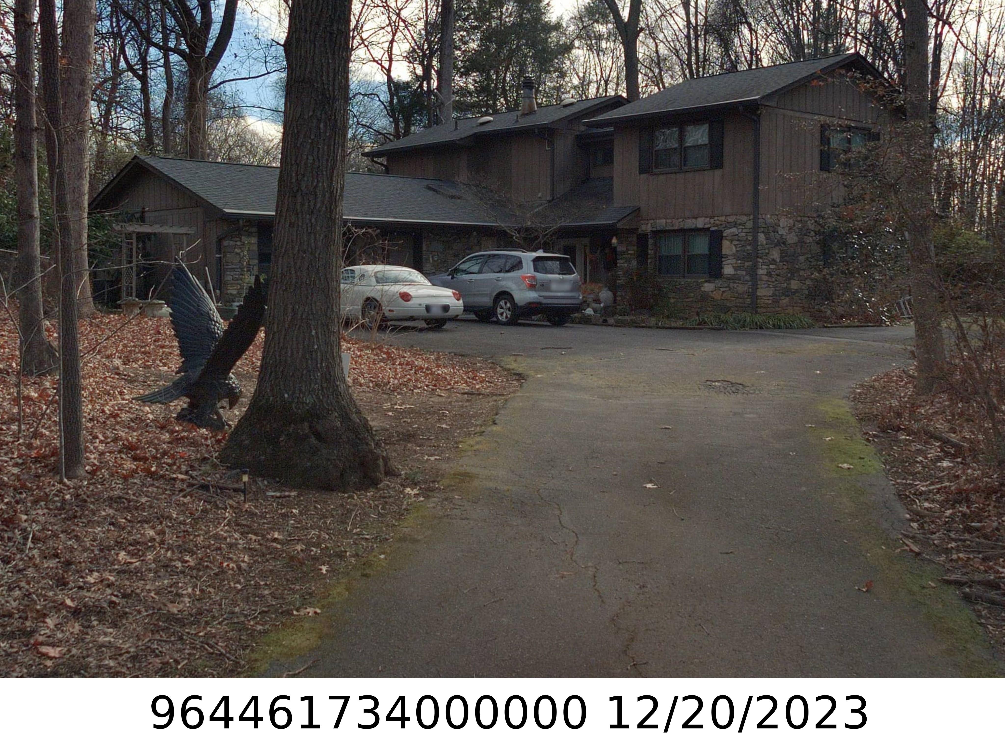 A picture of the property located at 20 DONOTHAN DR, ARDEN NC 28704.