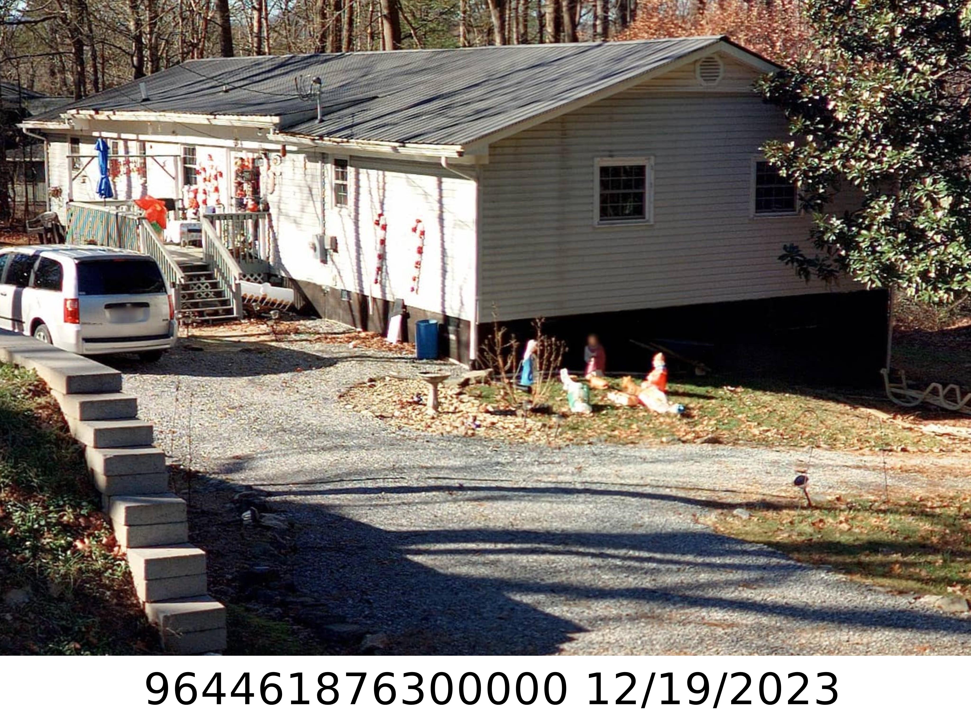 A picture of the property located at 130 GLENVIEW RD, ARDEN NC 28704.
