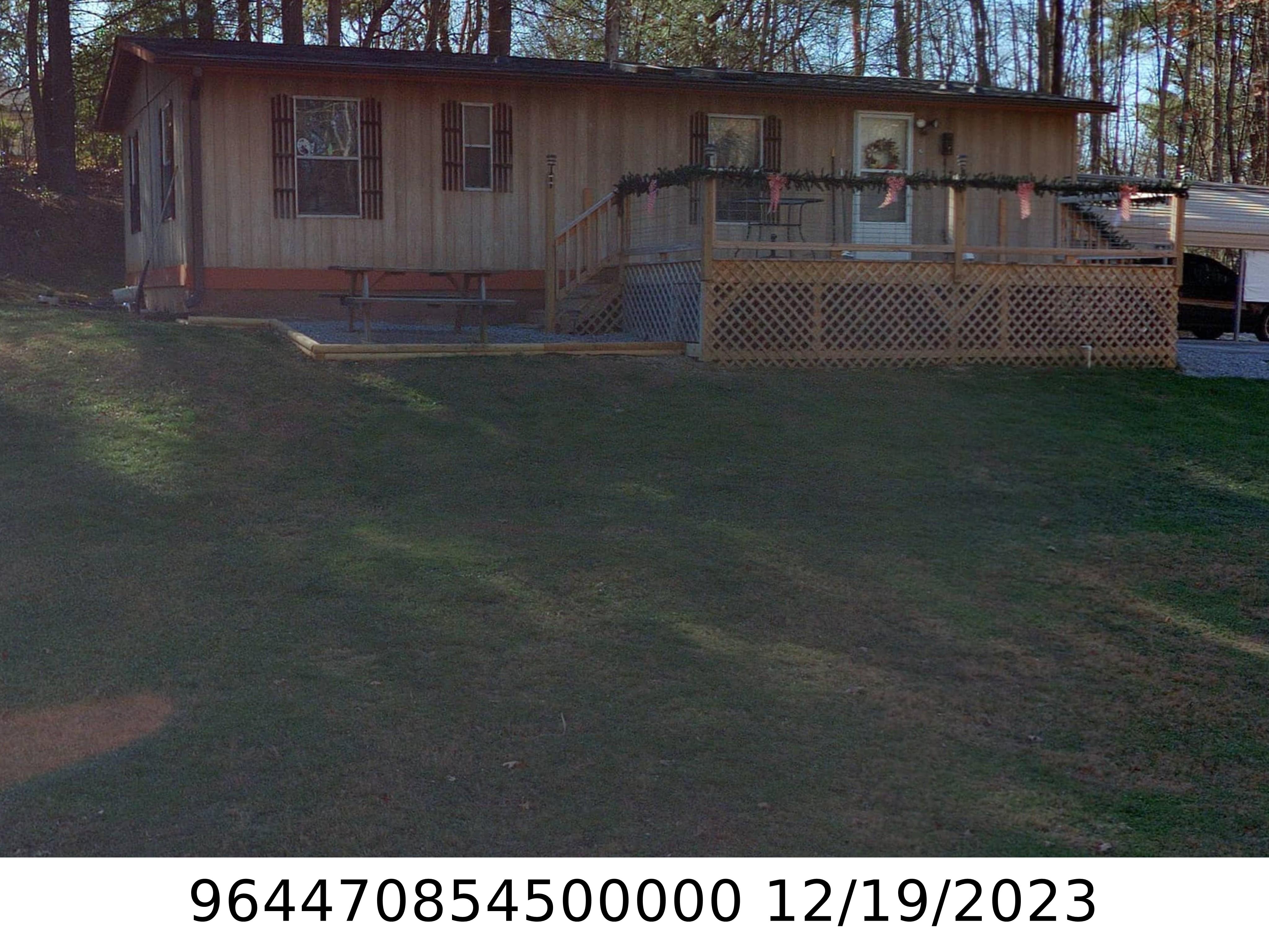 A picture of the property located at 2 SHADE DR, ARDEN NC 28704.
