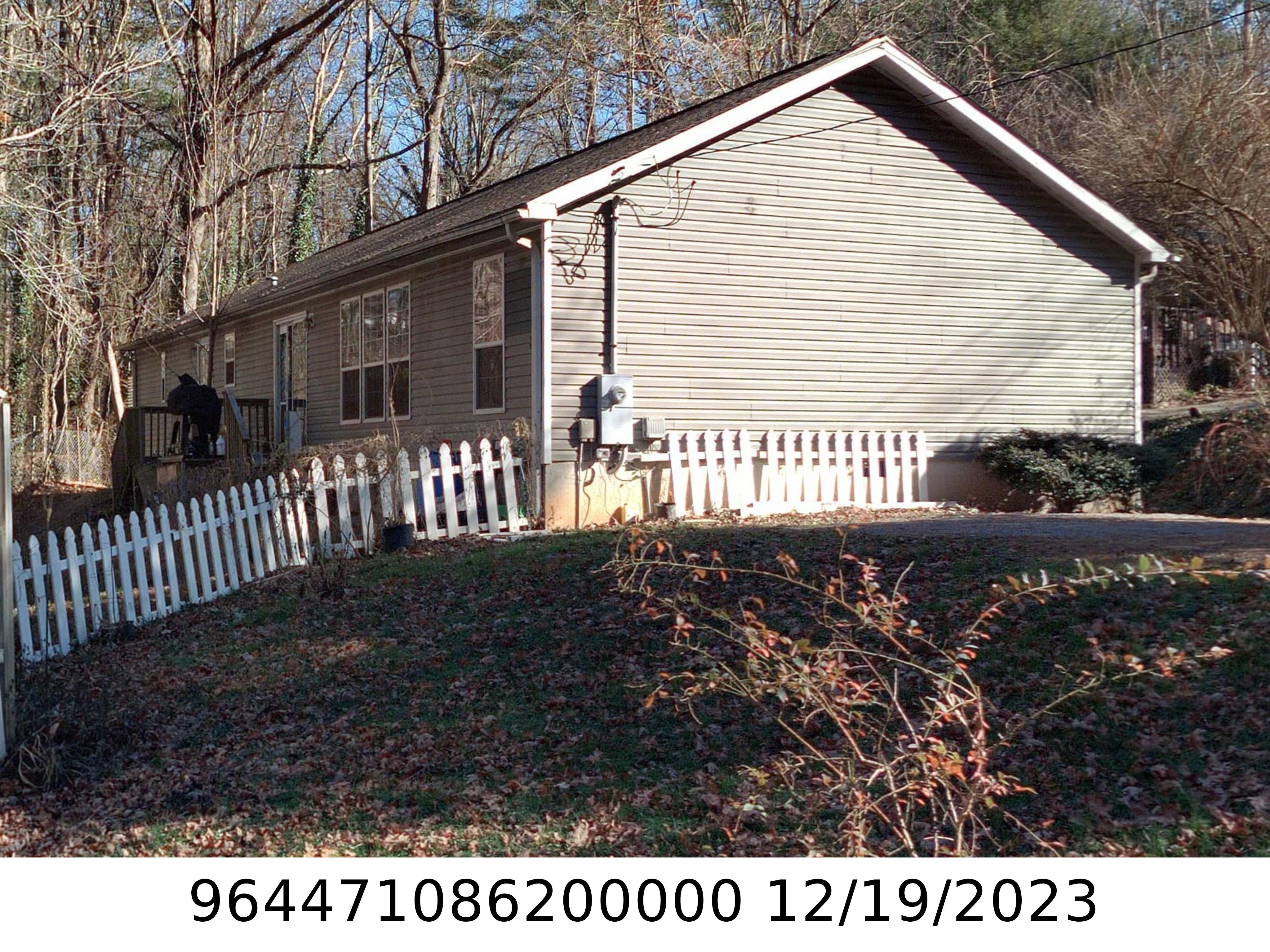 A picture of the property located at 129 GLENVIEW RD, ARDEN NC 28704.