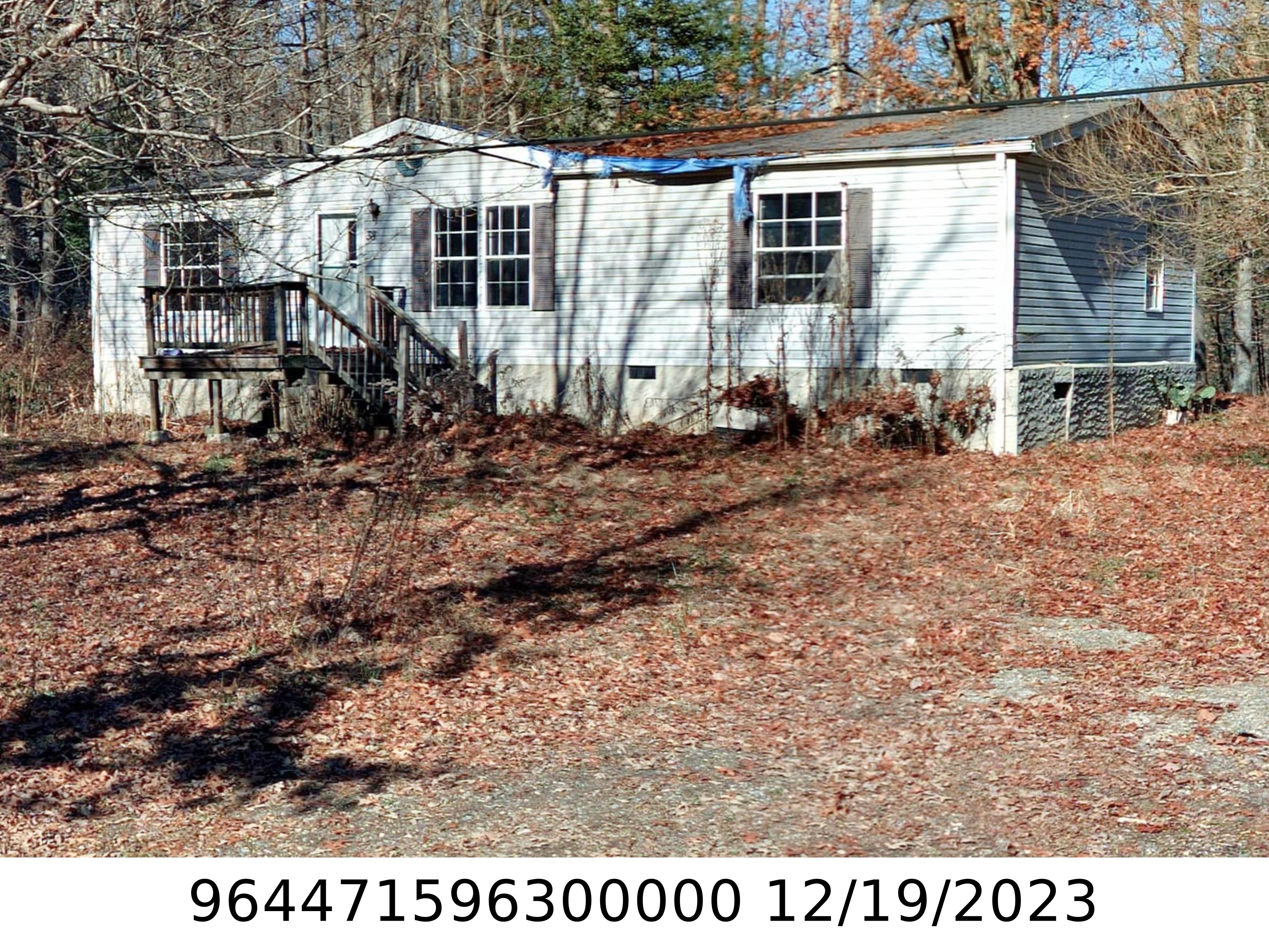 A picture of the property located at 38 CUTSHAW DR, ARDEN NC 28704.