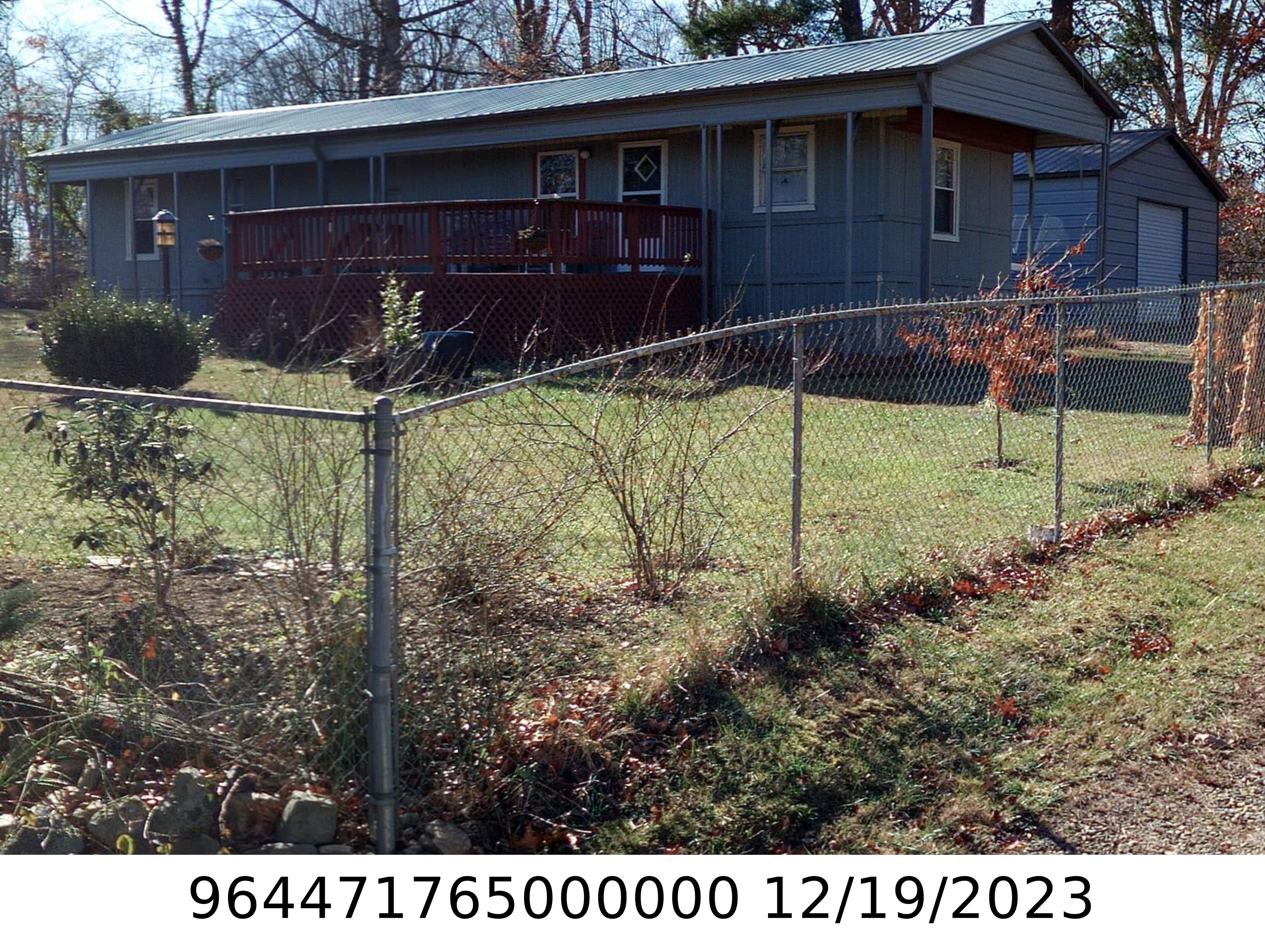 A picture of the property located at 20 CUTSHAW DR, ARDEN NC 28704.