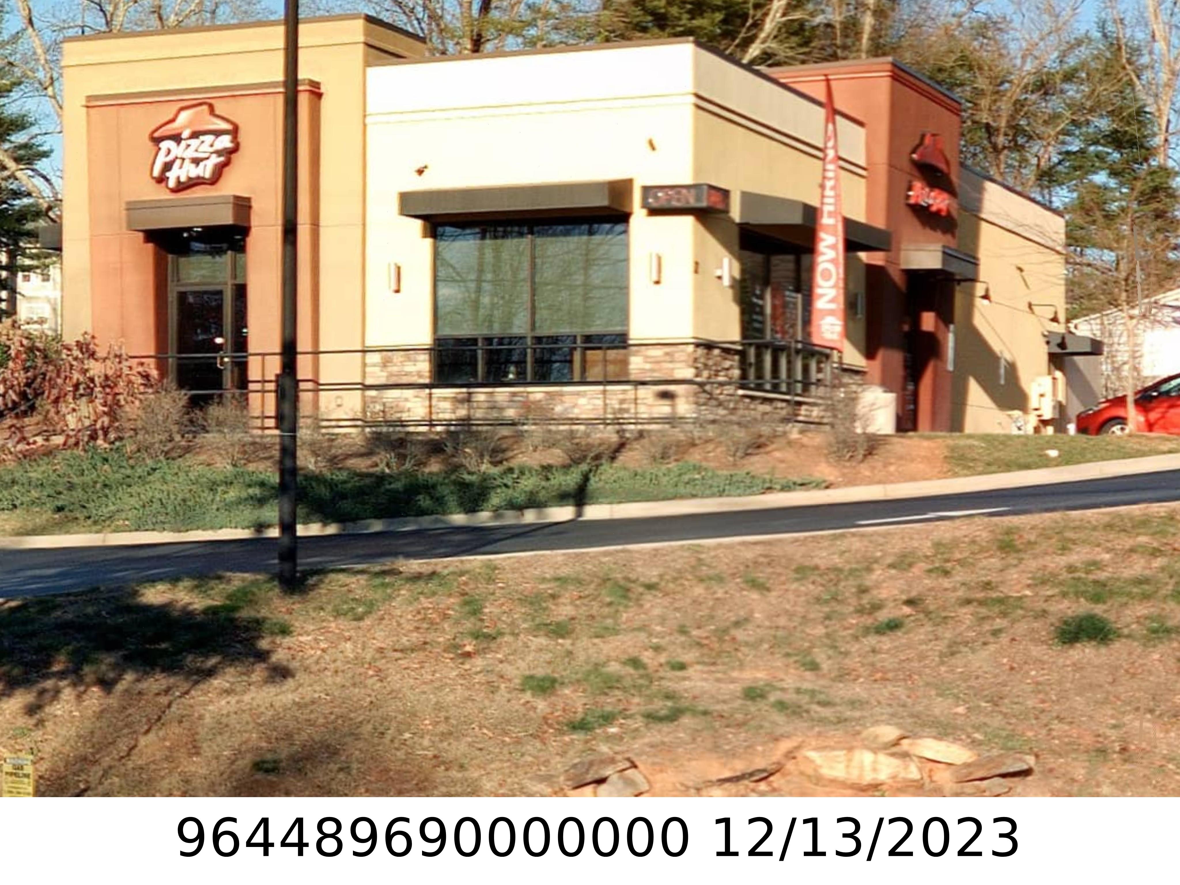 A picture of the property located at 12 MIAMI CIR, ARDEN NC 28704.