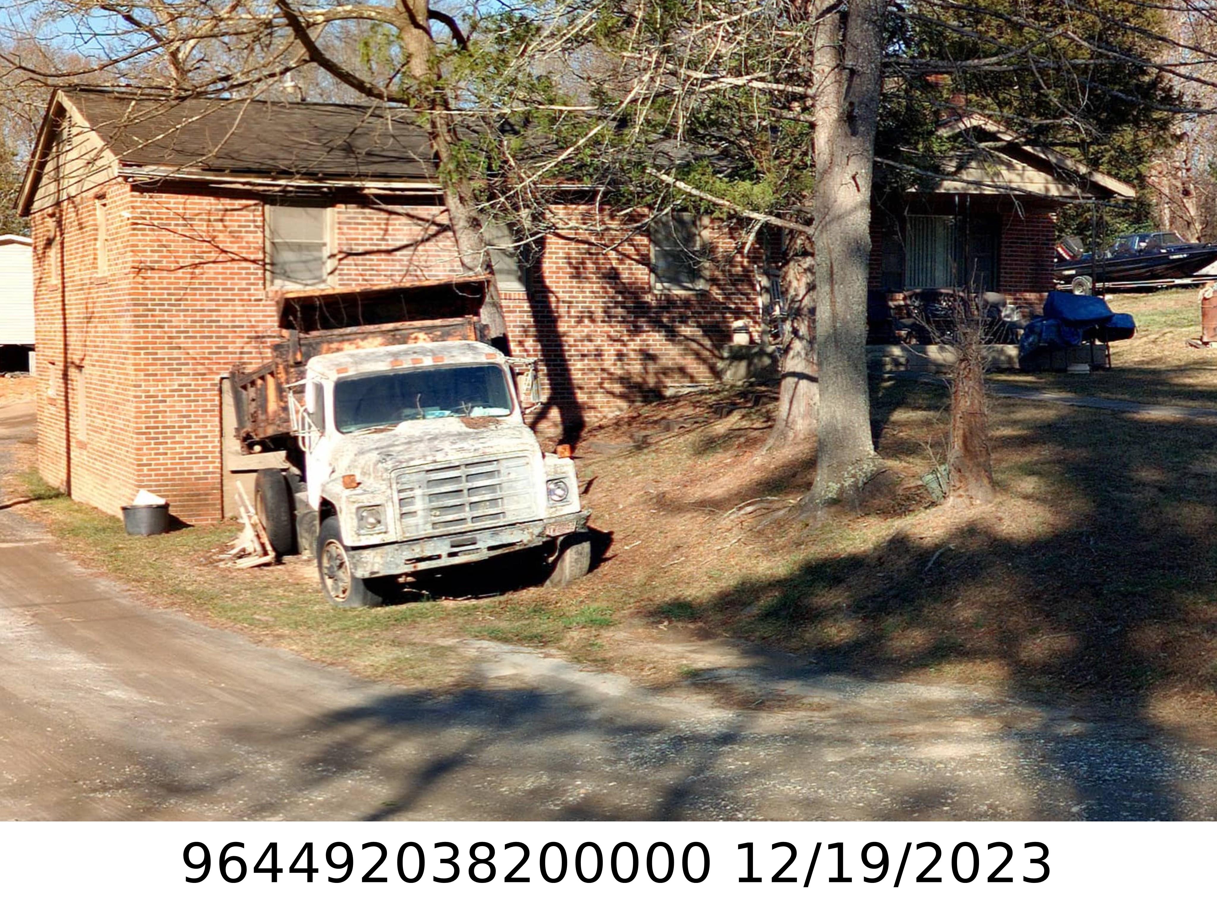 A picture of the property located at 68 DUCKER RD, ARDEN NC 28704.