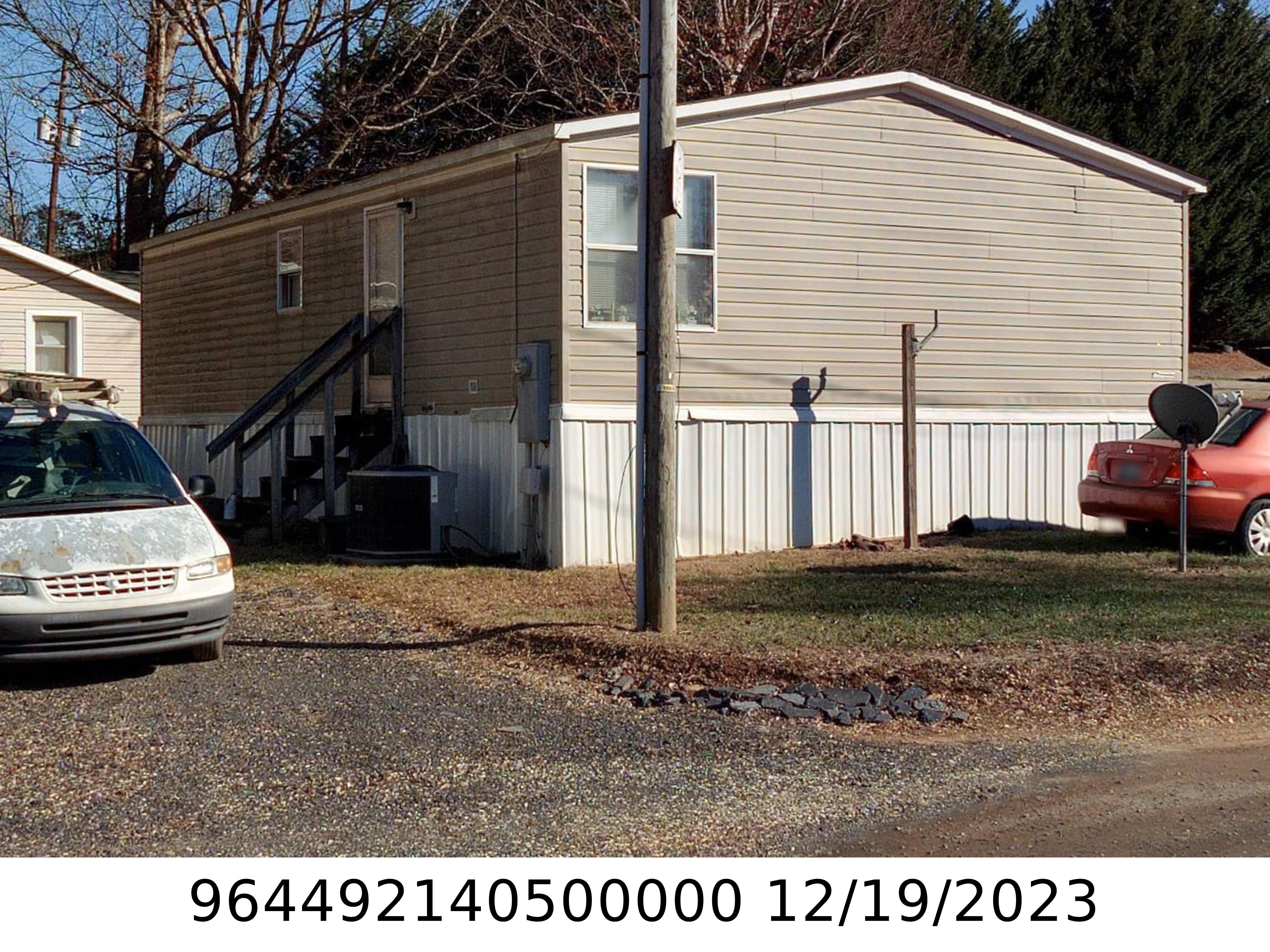 A picture of the property located at 11 ED MILLS DR, ARDEN NC 28704.