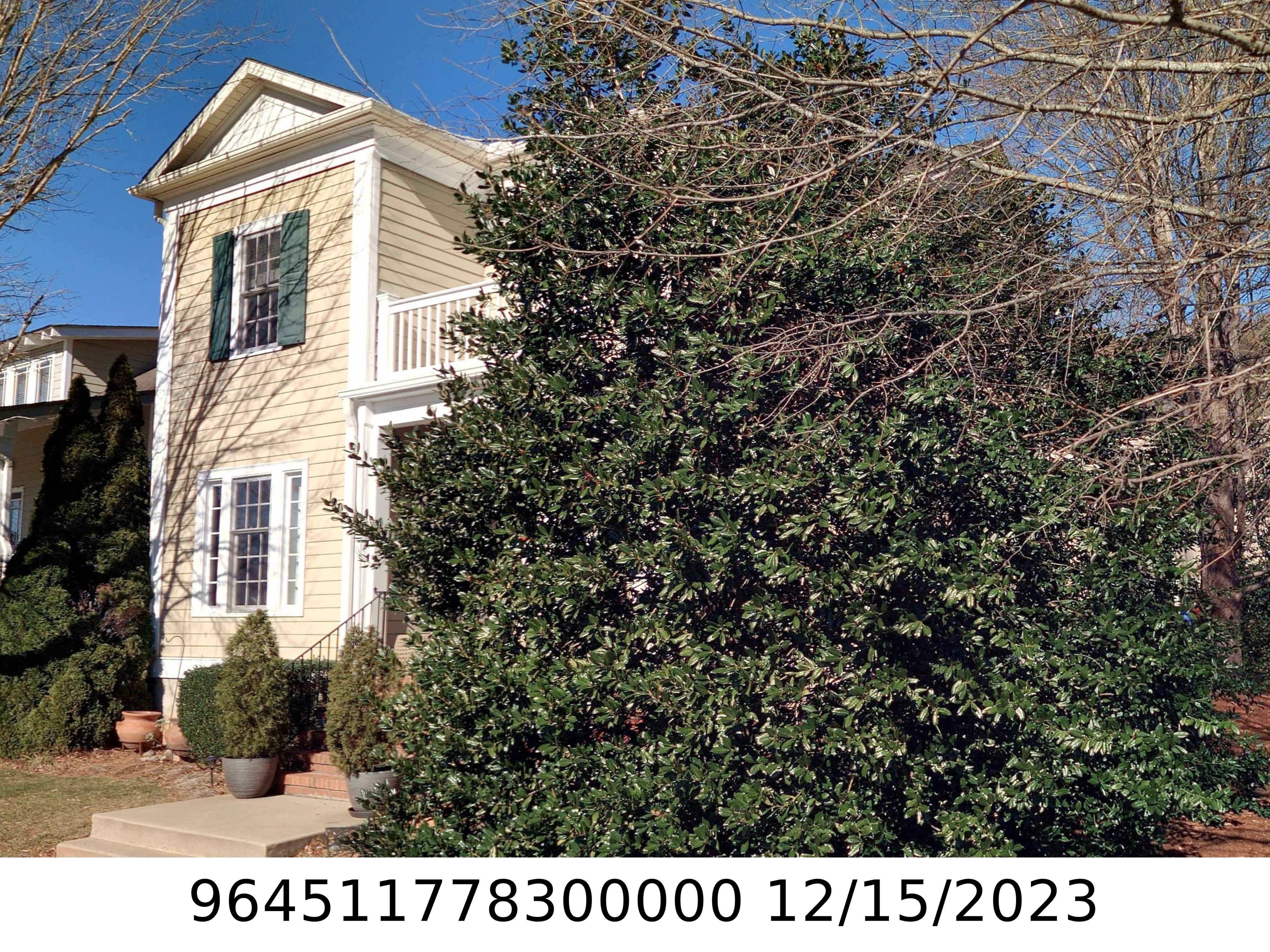 A picture of the property located at 216 LEUCOTHOE LN, ASHEVILLE NC 28803.