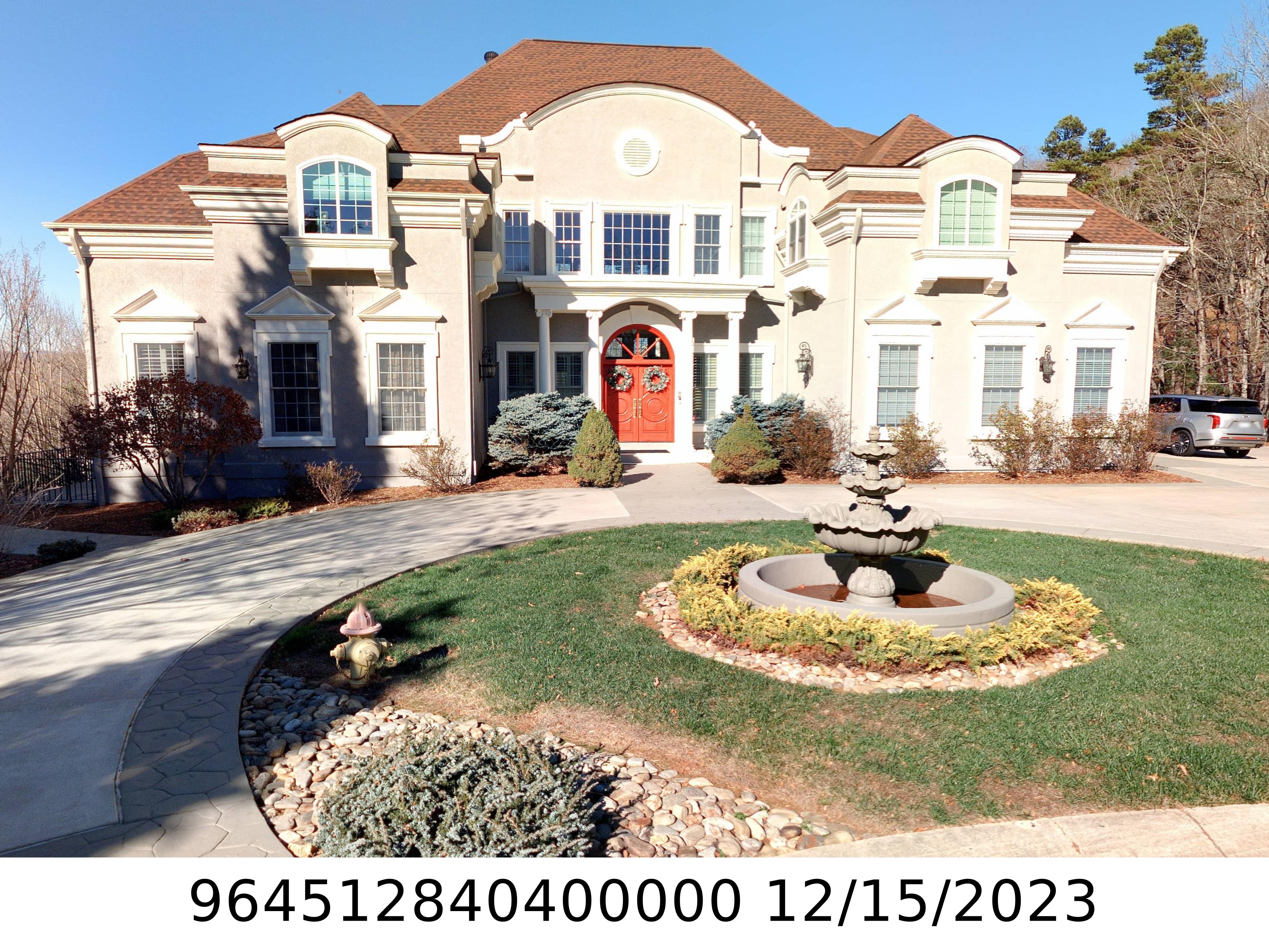 A picture of the property located at 2015 VIBURNUM LN, ASHEVILLE NC 28803.