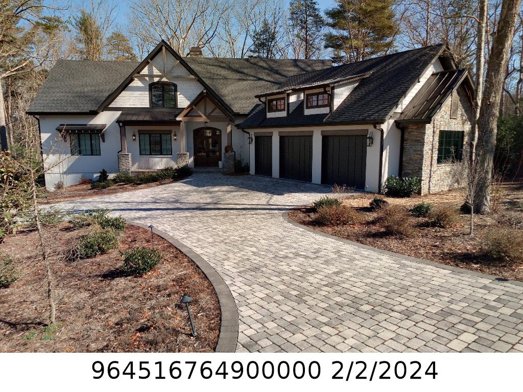 A picture of the property located at 127 UPPERFELL CT, ASHEVILLE NC 28803.