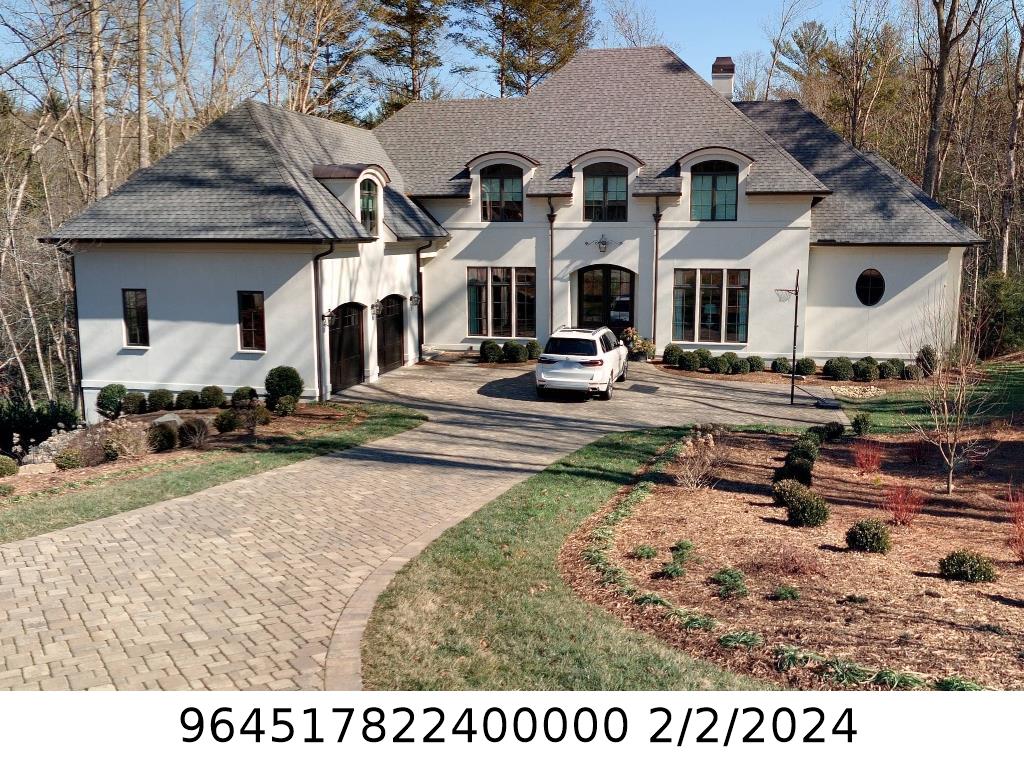 A picture of the property located at 153 UPPERFELL CT, ASHEVILLE NC 28803.