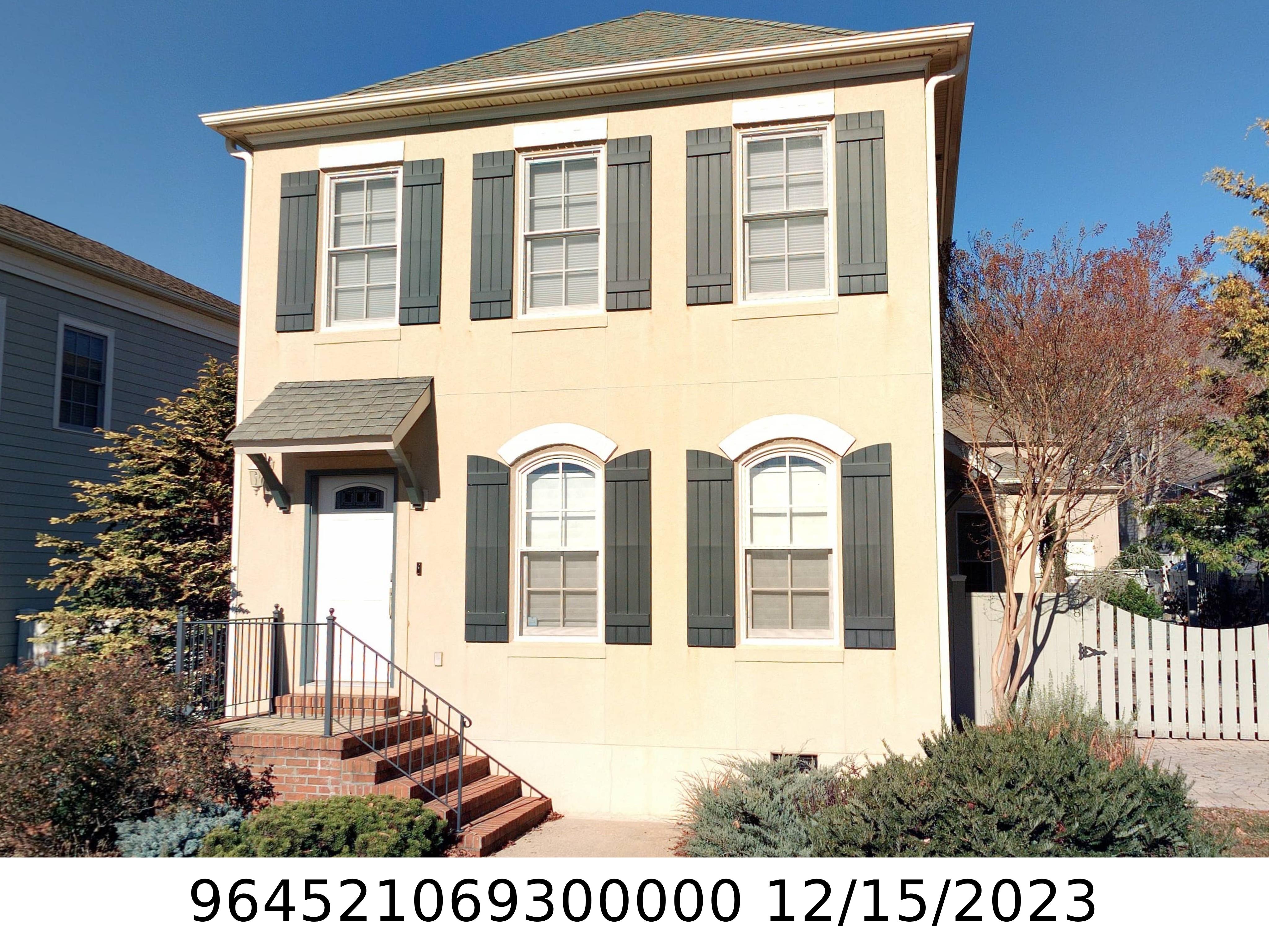 A picture of the property located at 228 LEUCOTHOE LN, ASHEVILLE NC 28803.