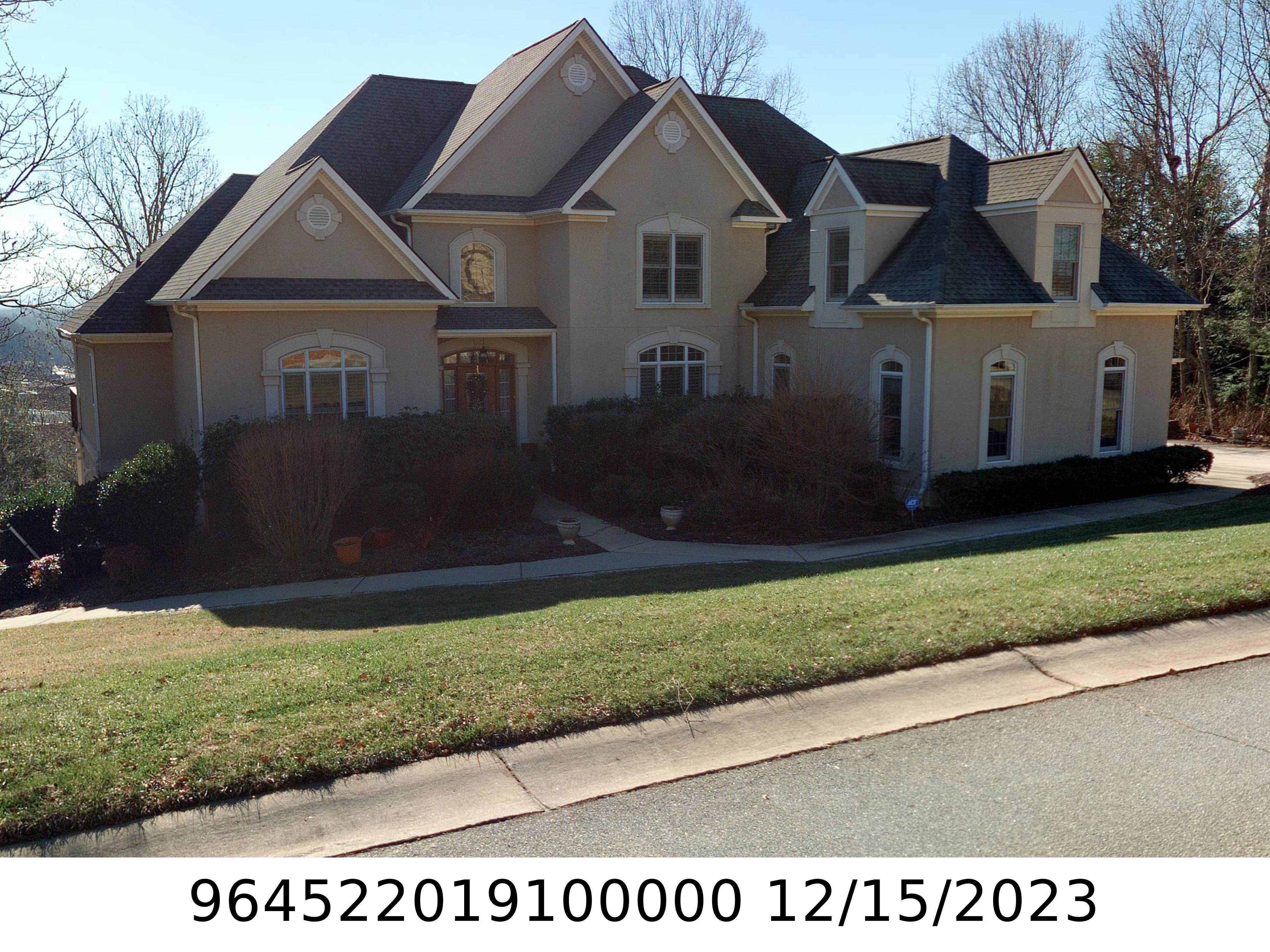 A picture of the property located at 2012 VIBURNUM LN, ASHEVILLE NC 28803.