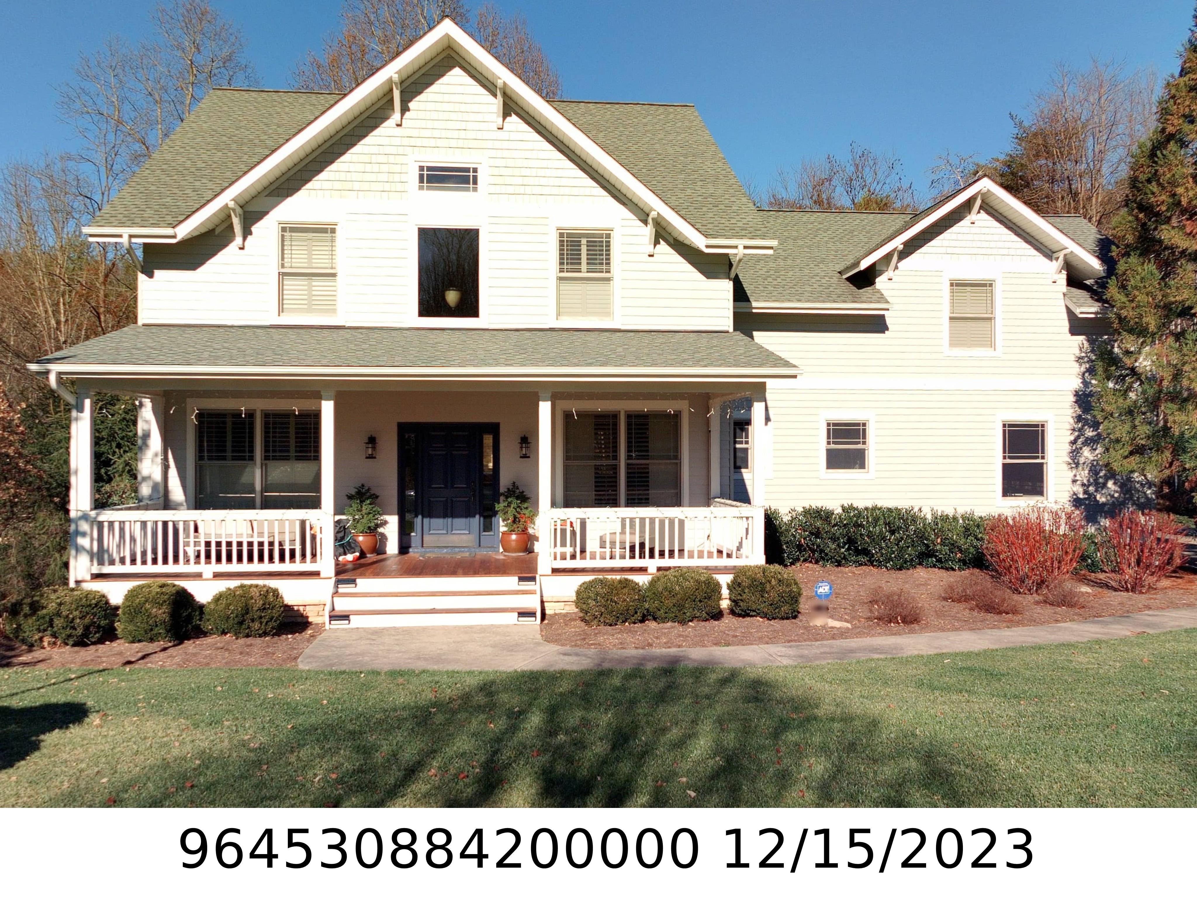 A picture of the property located at 1703 W OLMSTED CIR, ASHEVILLE NC 28803.