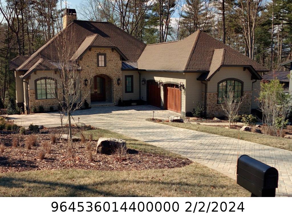 A picture of the property located at 236 KELMSCOTT LN, ASHEVILLE NC 28803.