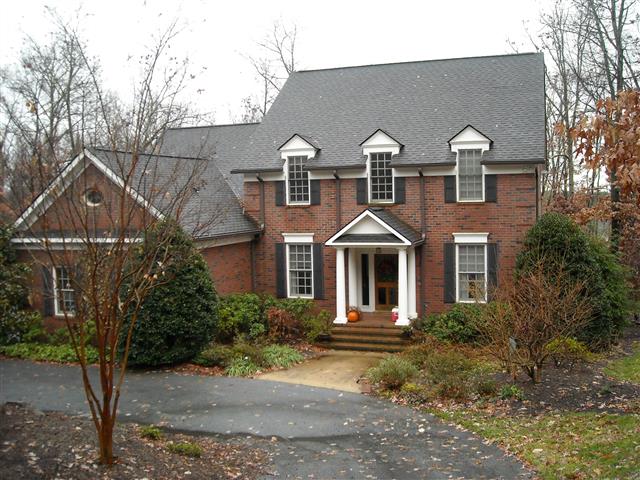 A picture of the property located at 610 HOLT LN, ASHEVILLE NC 28803.