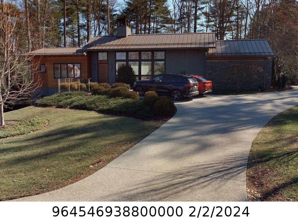 A picture of the property located at 3 STANSBURY DR, ASHEVILLE NC 28803.
