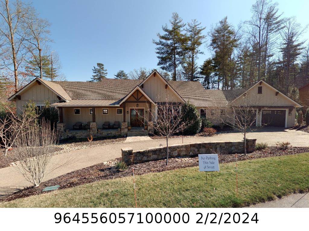 A picture of the property located at 5 STANSBURY DR, ASHEVILLE NC 28803.