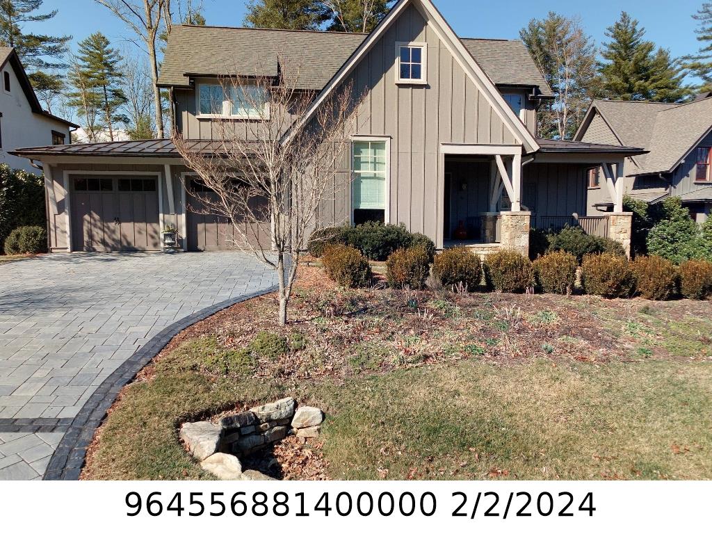 A picture of the property located at 36 HALLETT CT, ASHEVILLE NC 28803.