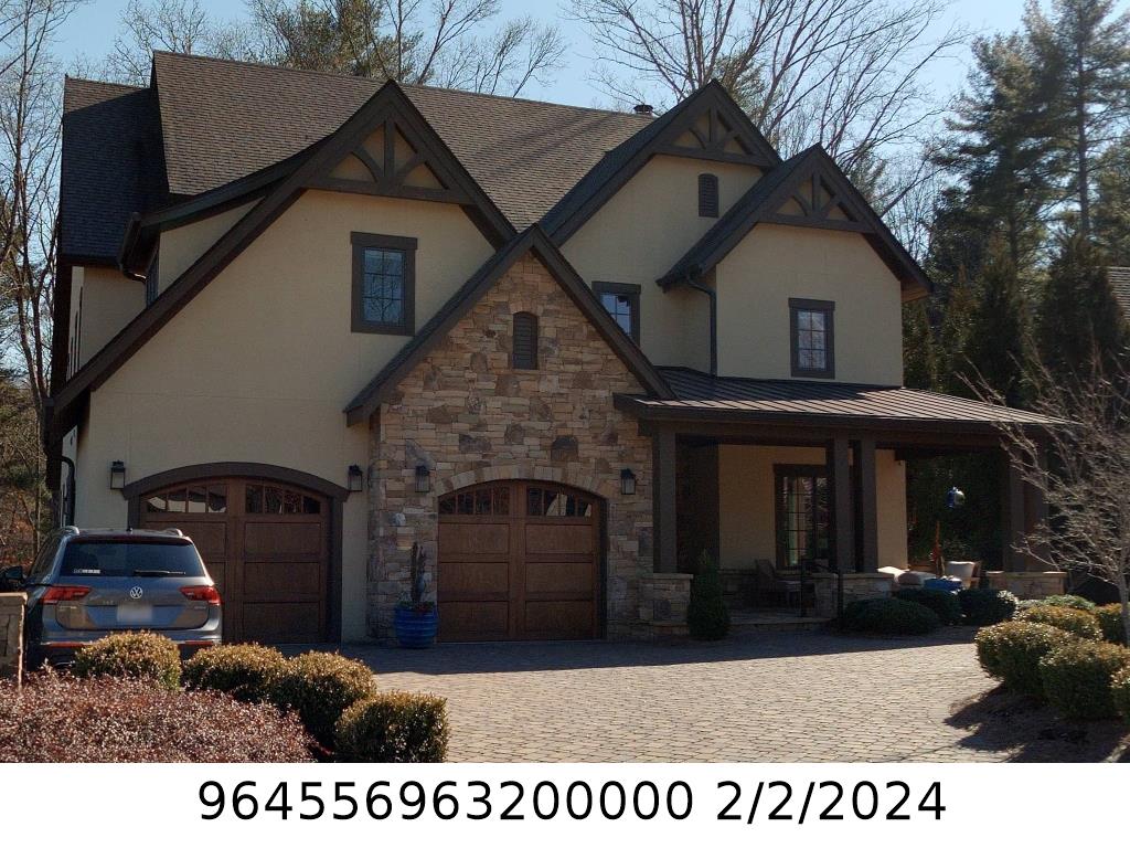 A picture of the property located at 35 HALLETT CT, ASHEVILLE NC 28803.