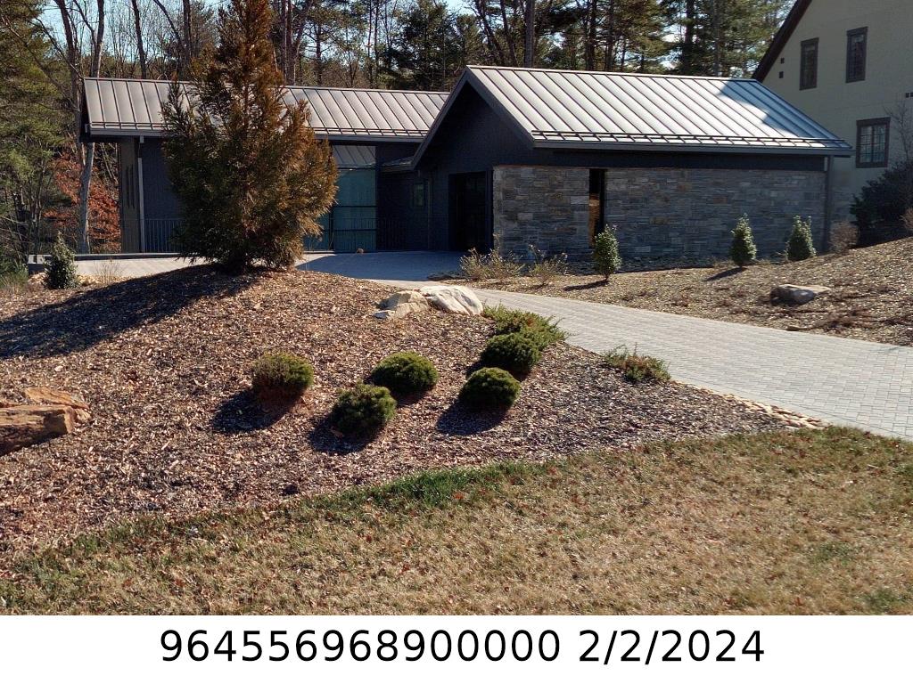 A picture of the property located at 37 HALLETT CT, ASHEVILLE NC 28803.