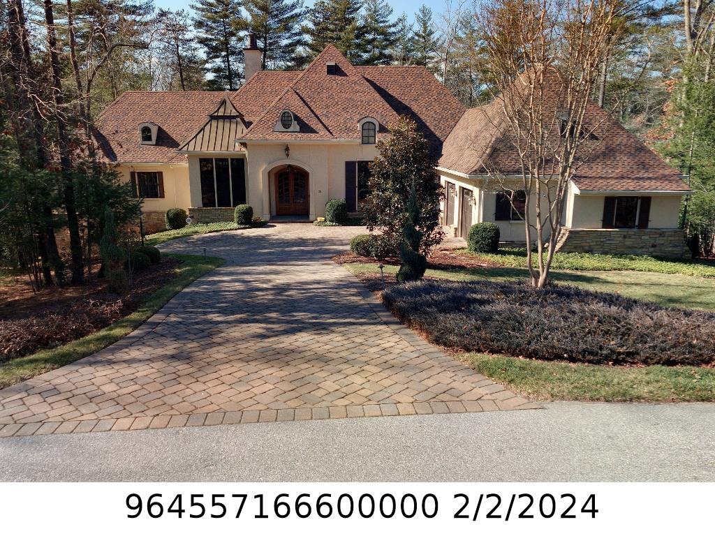 A picture of the property located at 26 STANSBURY DR, ASHEVILLE NC 28803.