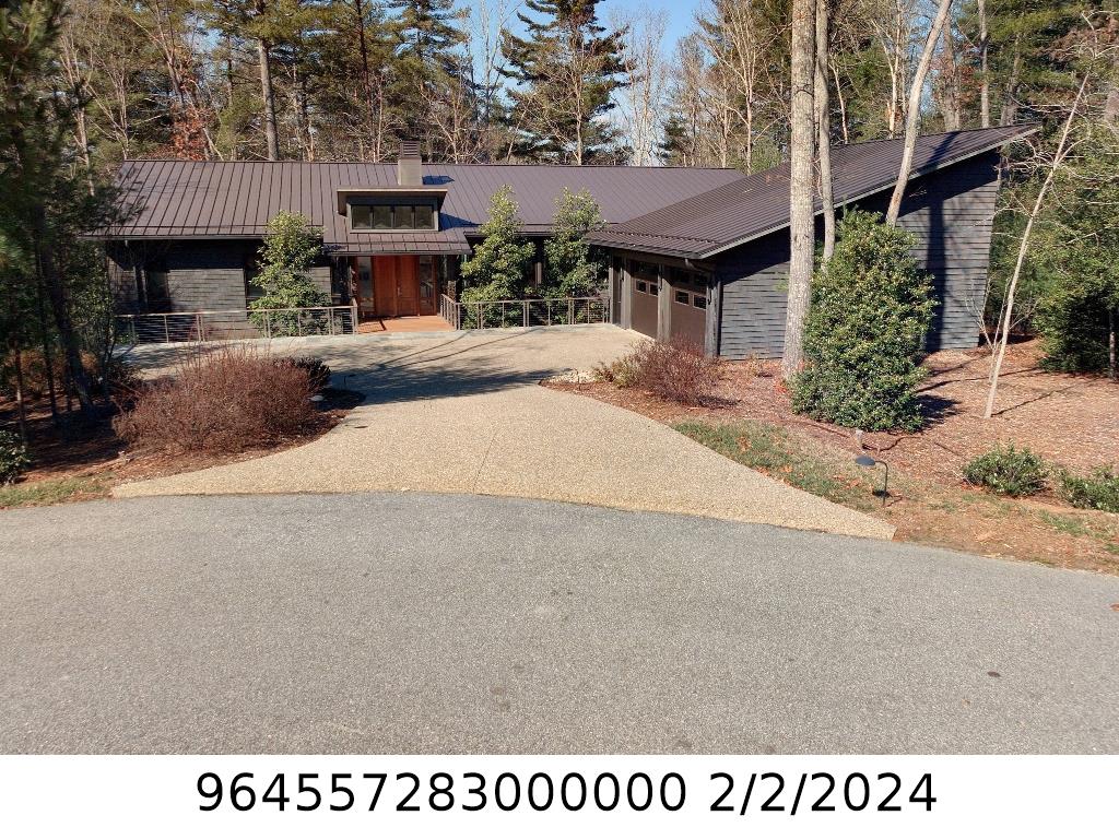 A picture of the property located at 28 STANSBURY DR, ASHEVILLE NC 28803.