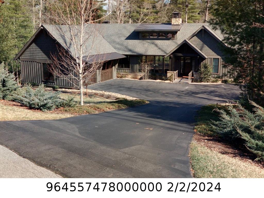 A picture of the property located at 27 STANSBURY DR, ASHEVILLE NC 28803.