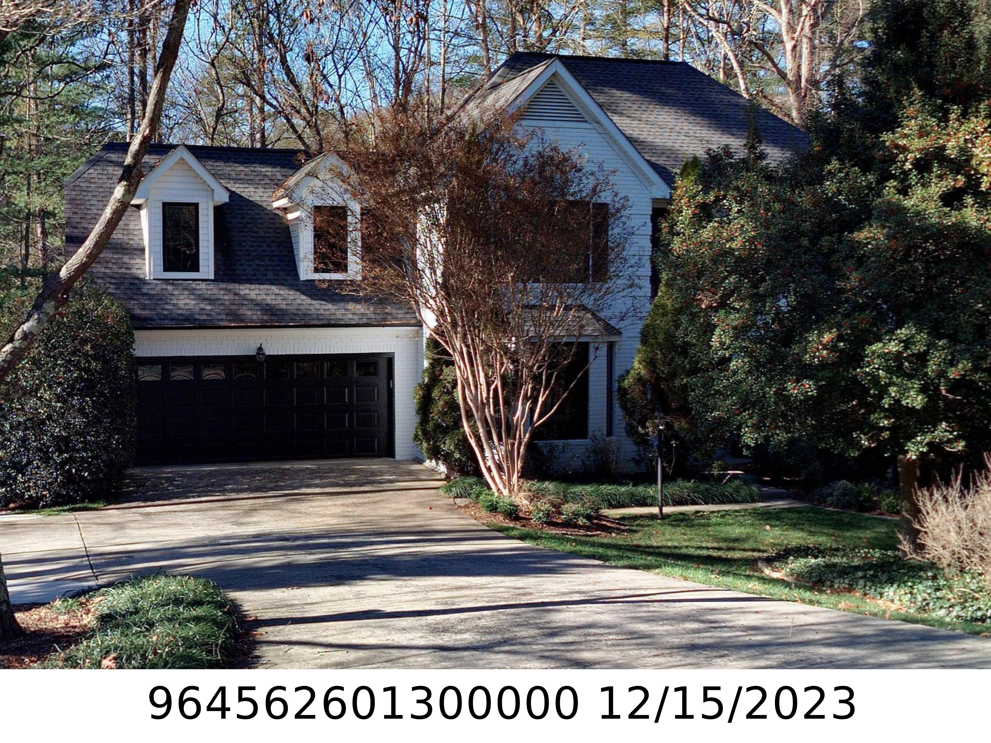A picture of the property located at 304 RED FOX CIR, ASHEVILLE NC 28803.