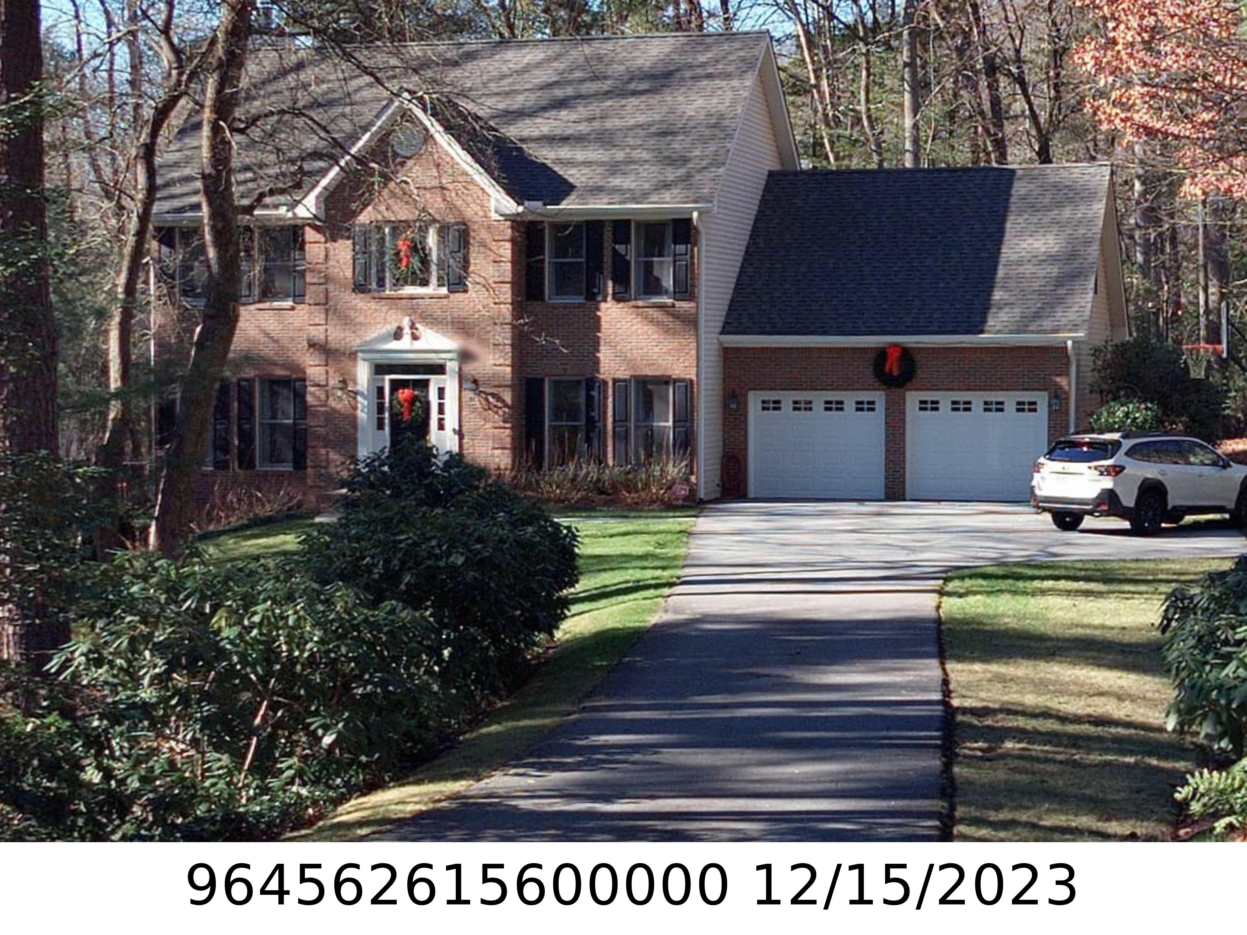 A picture of the property located at 306 RED FOX CIR, ASHEVILLE NC 28803.