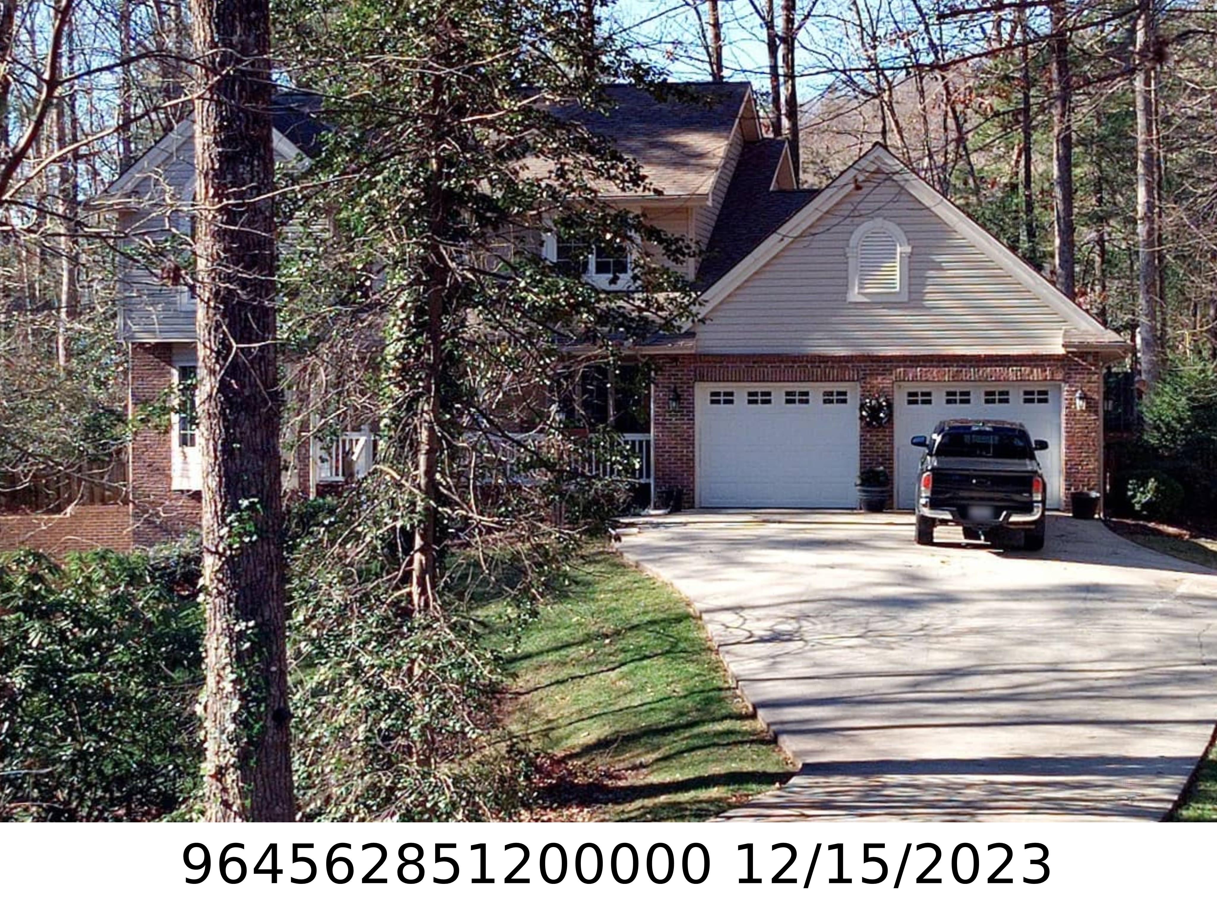 A picture of the property located at 316 RED FOX CIR, ASHEVILLE NC 28803.