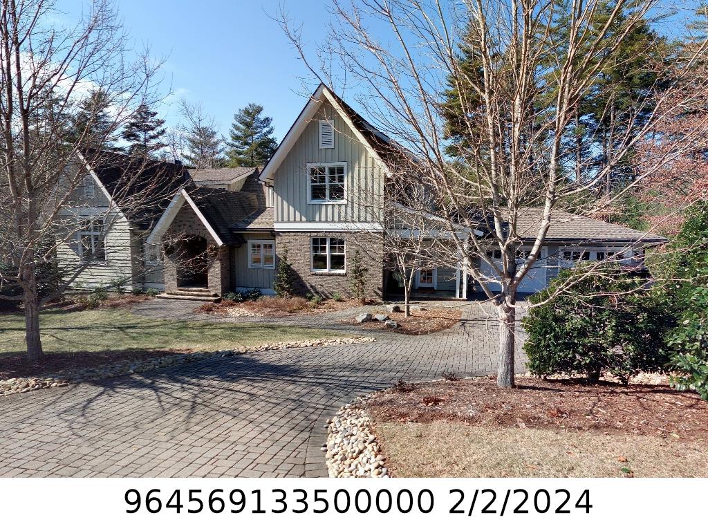A picture of the property located at 34 BEADLE LN, ASHEVILLE NC 28803.