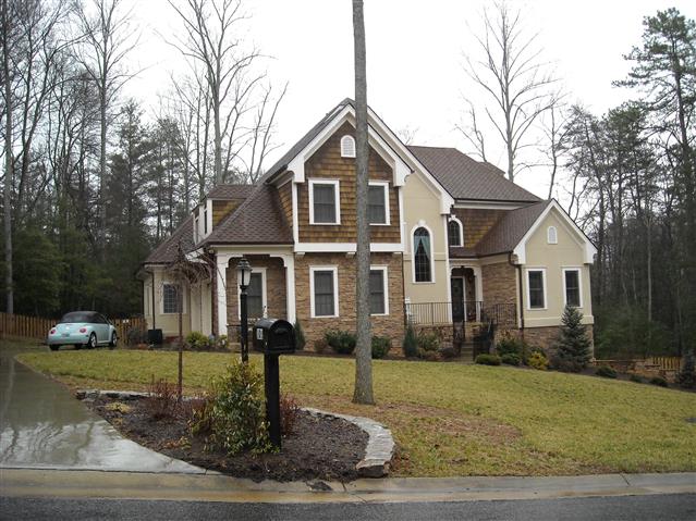 A picture of the property located at 101 BRAESIDE CIR, ASHEVILLE NC 28803.