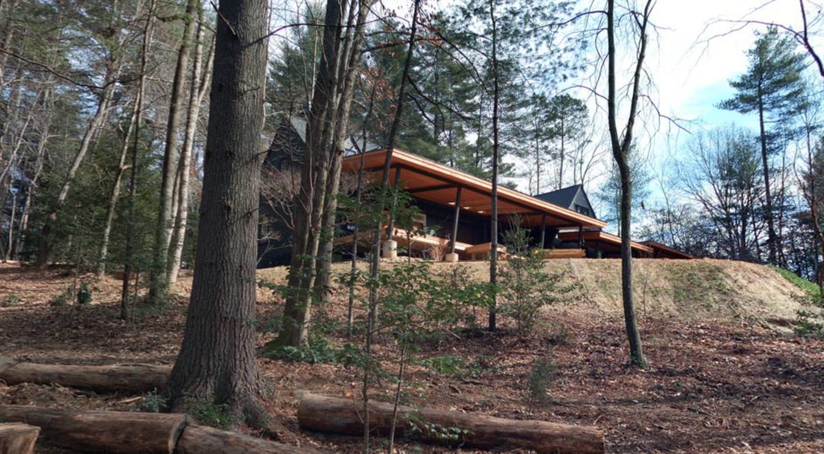 A picture of the property located at 267 HOLLY ARBOR LN, ASHEVILLE NC 28803.